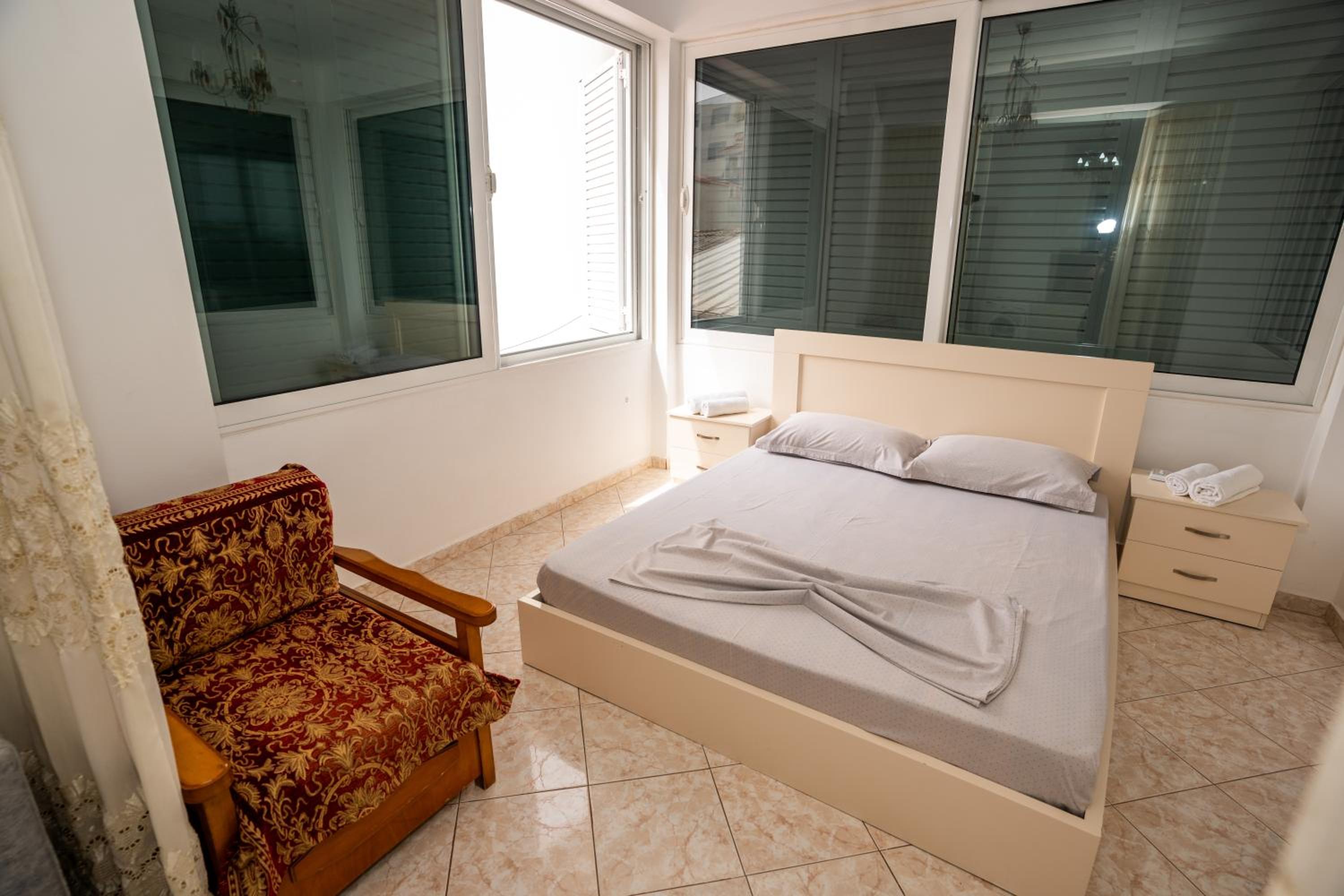 Kris vacations in Saranda