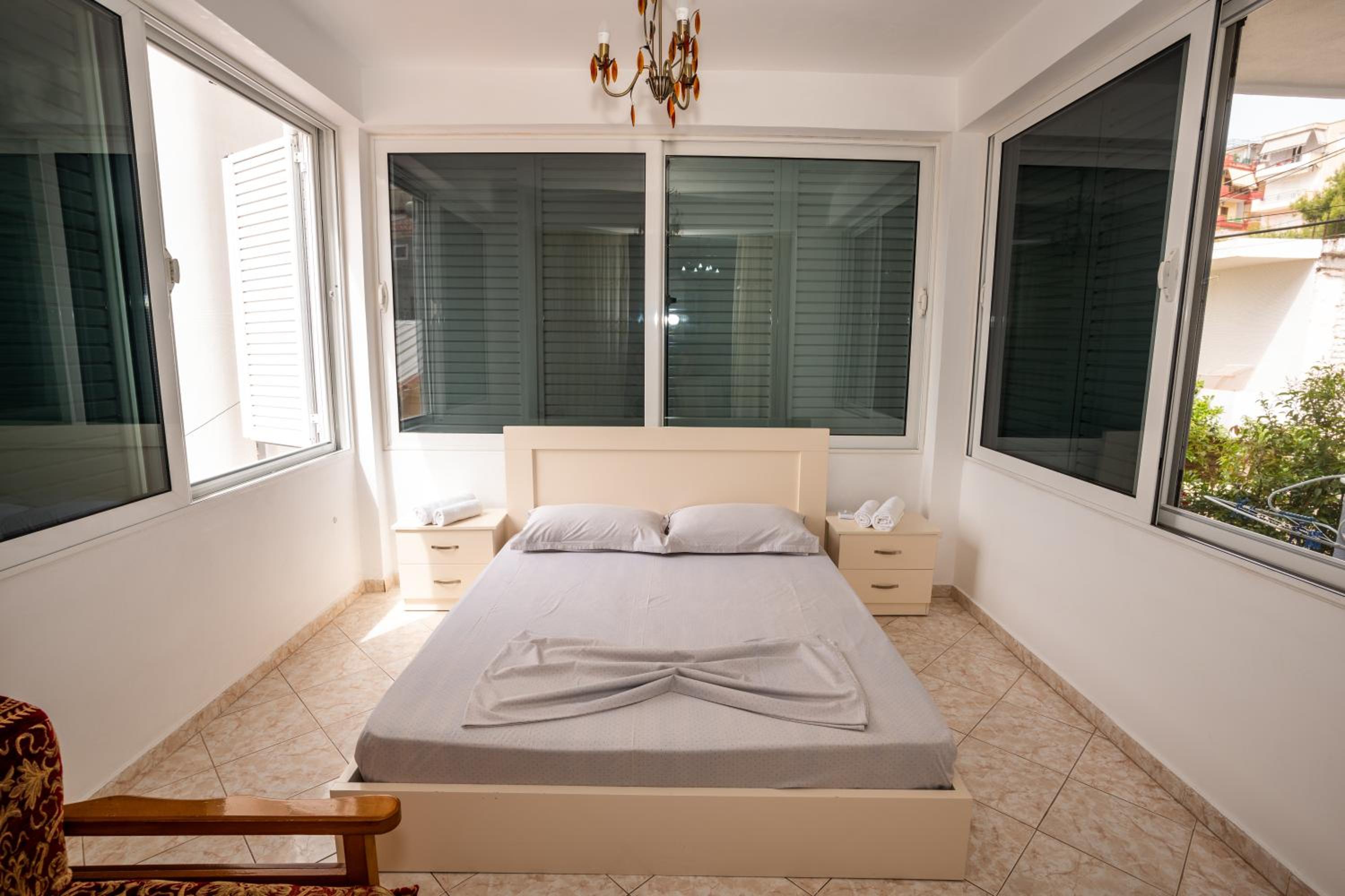 Kris vacations in Saranda