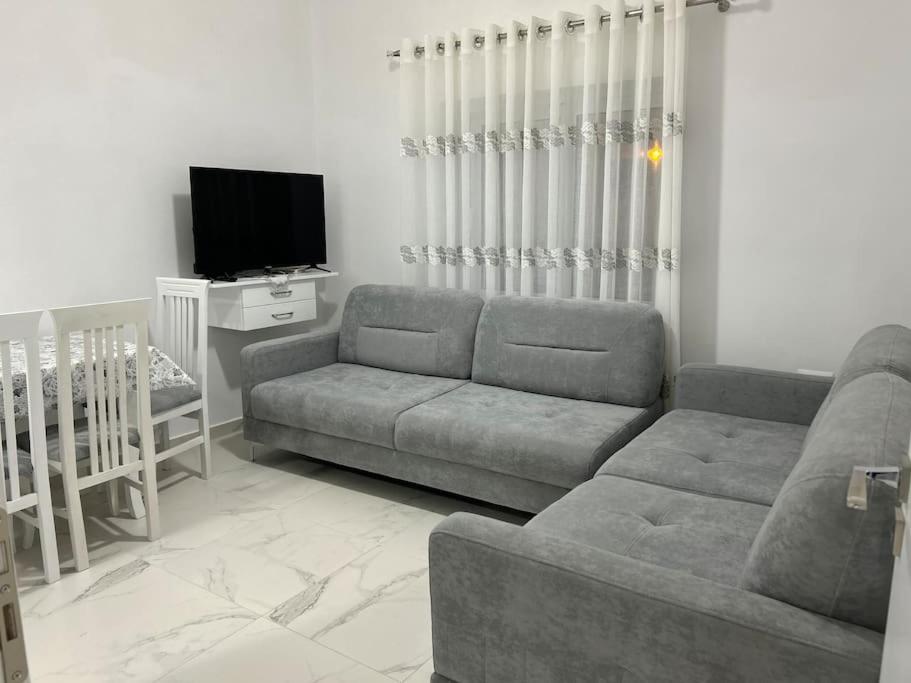 Todi's Apartment photo 4