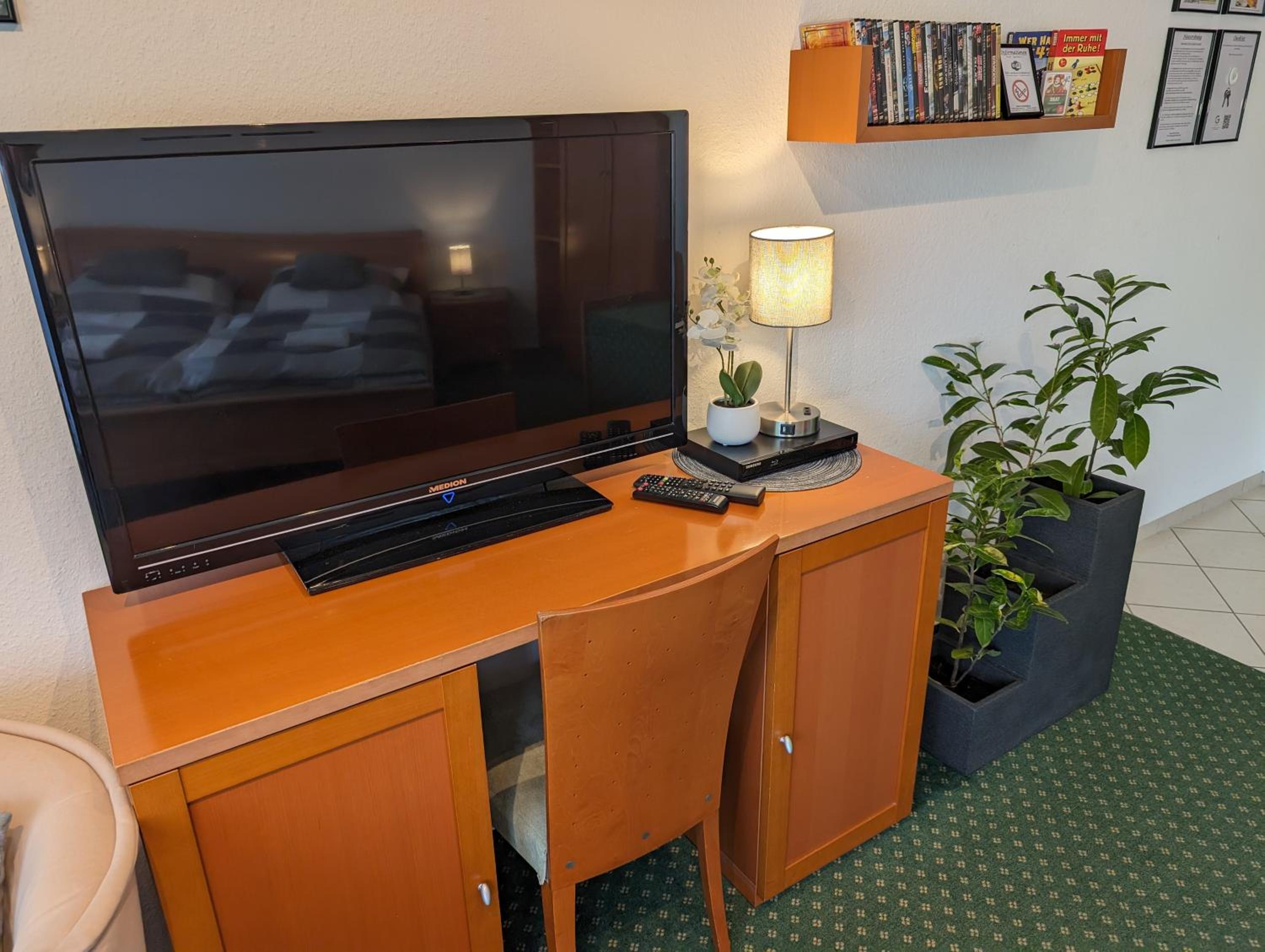 Apartment #21 im Haus Deutsch Krone - EG, Balkon, Pool - Renoviert 2026