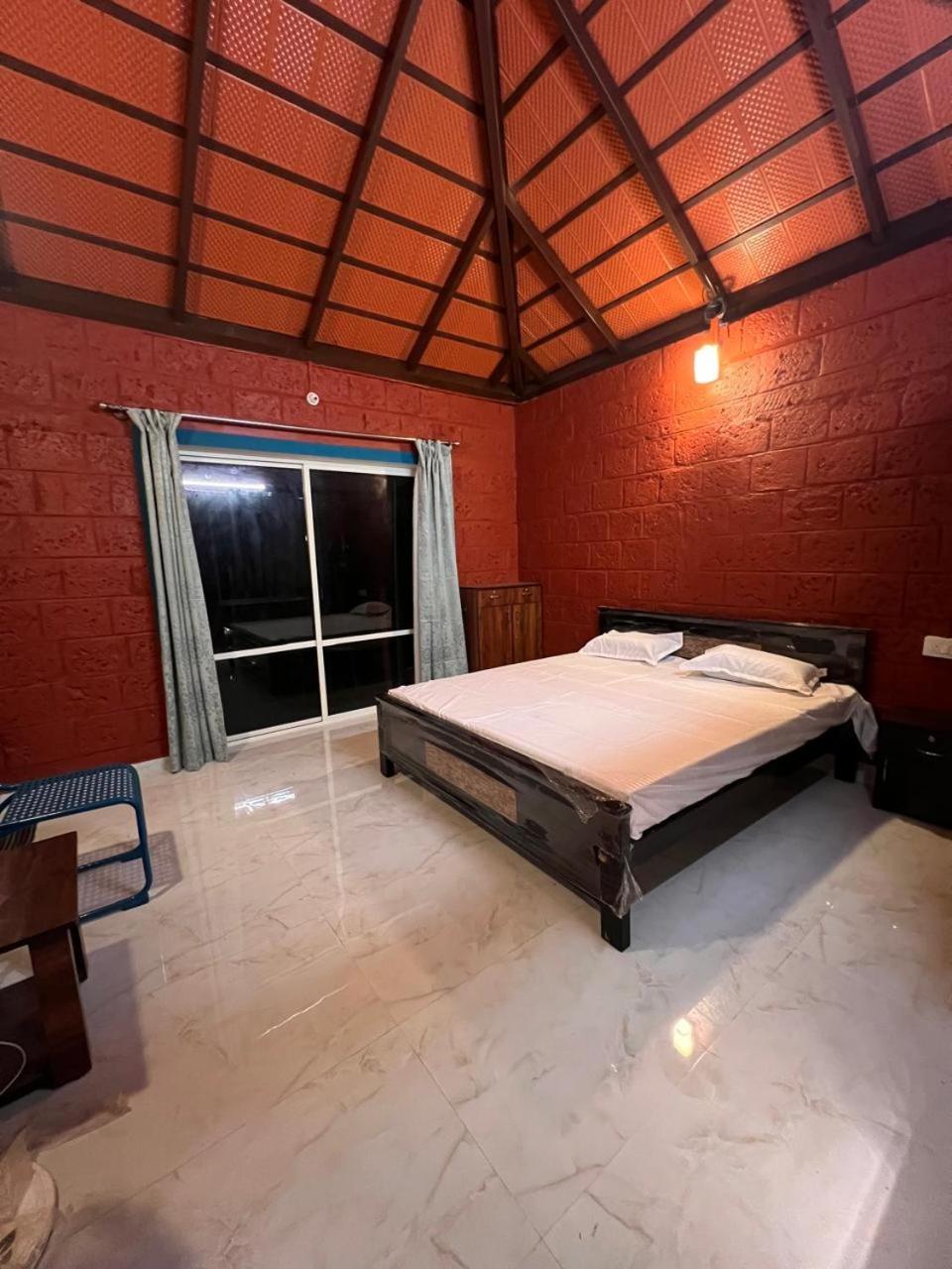 Sthaviro Retreat
