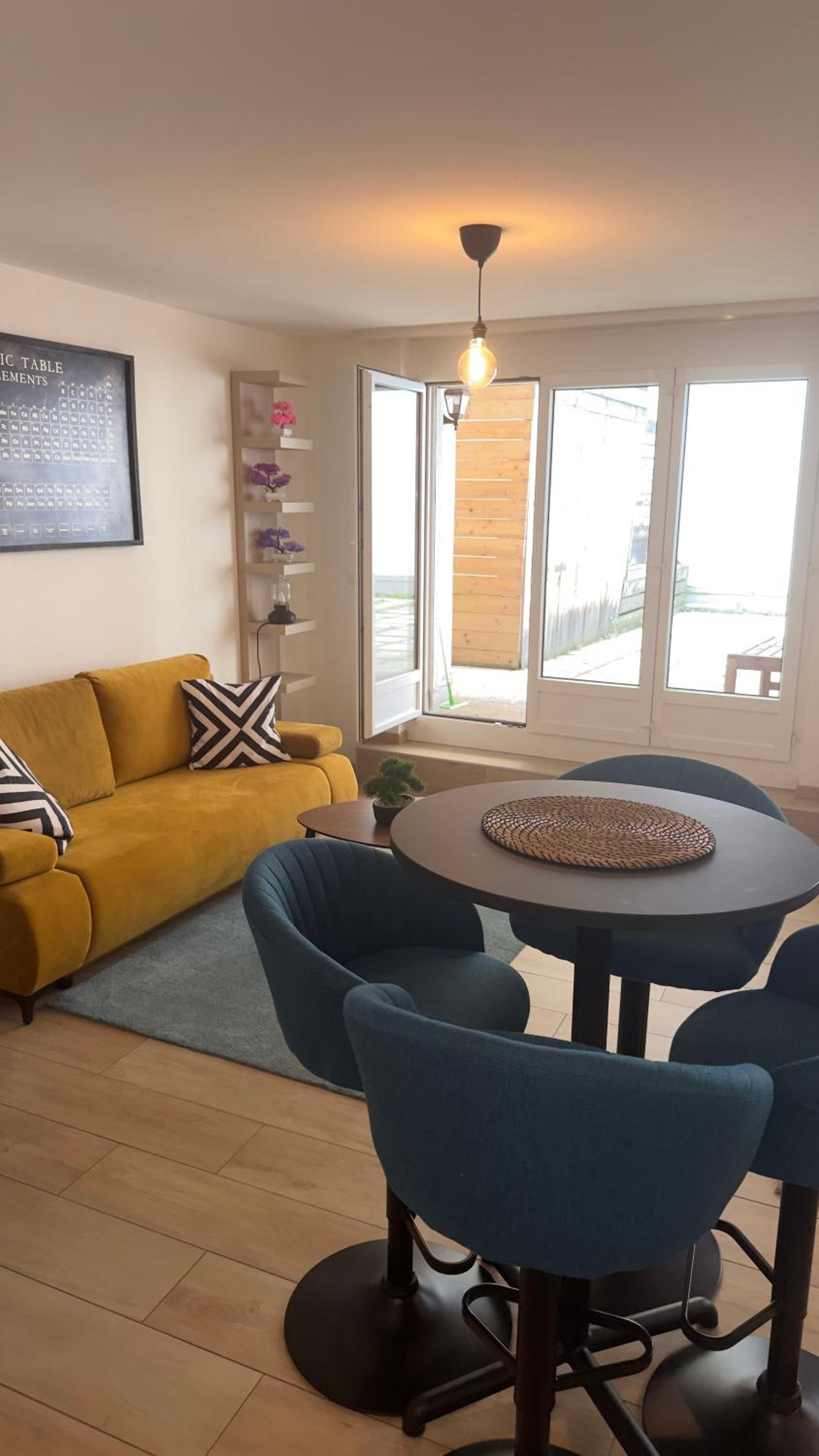 Montreux centre ville lac appartement