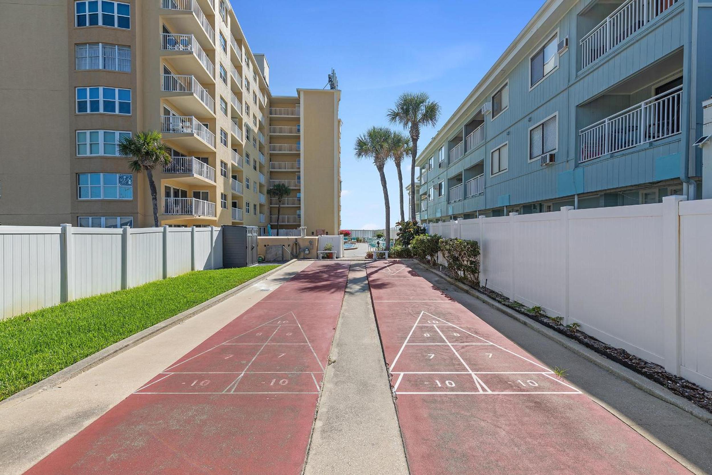 Ponce de Leon Towers 707