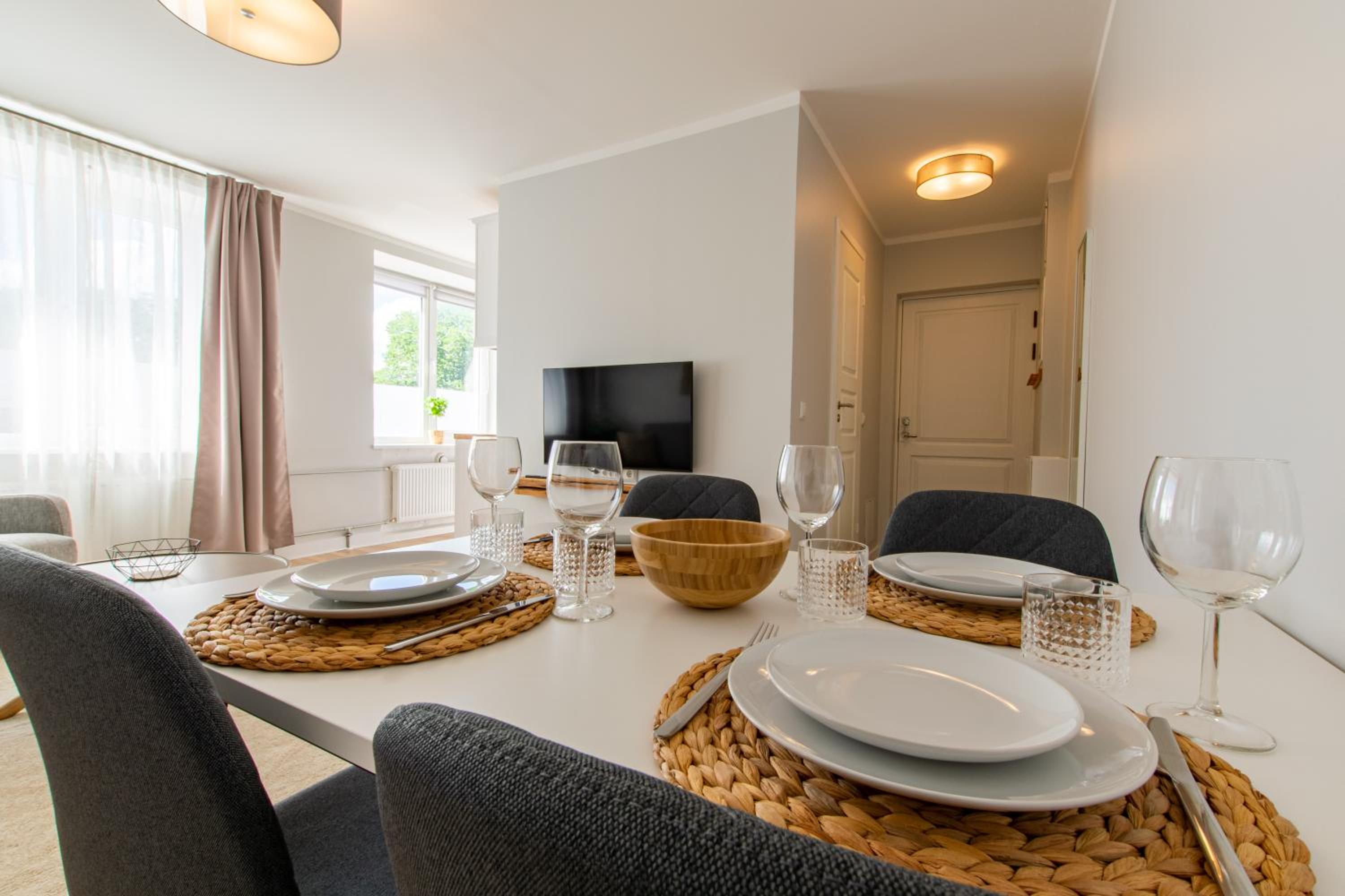 Parkside Central Apartment by Kuus Sõlme