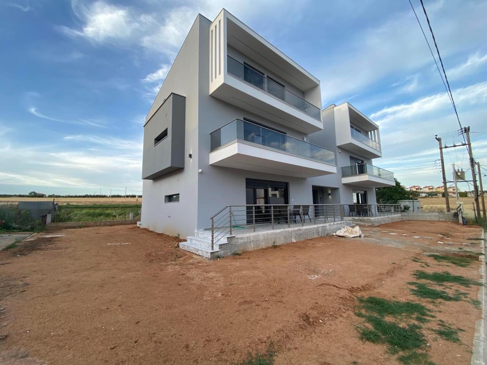 Elinor apartments