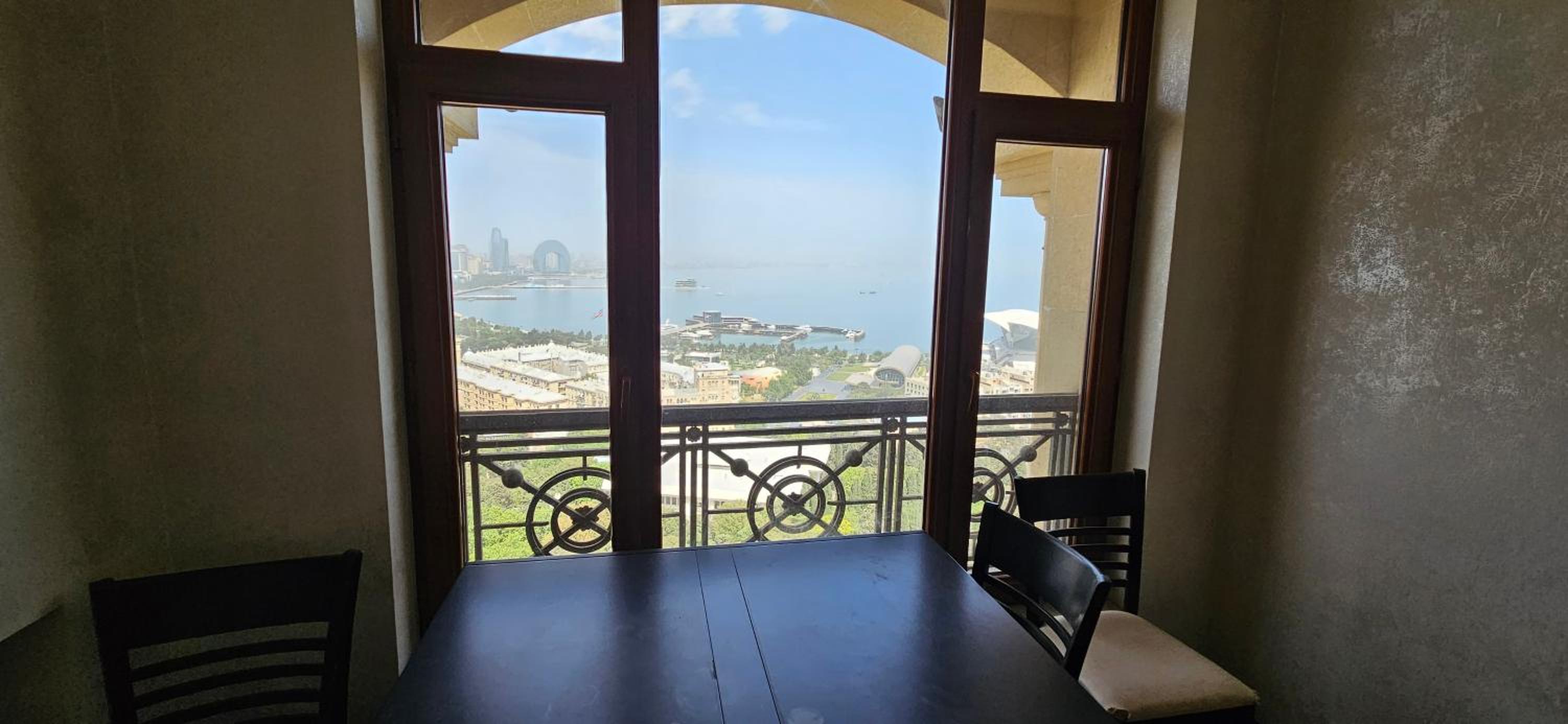 Apartment near Green Theater