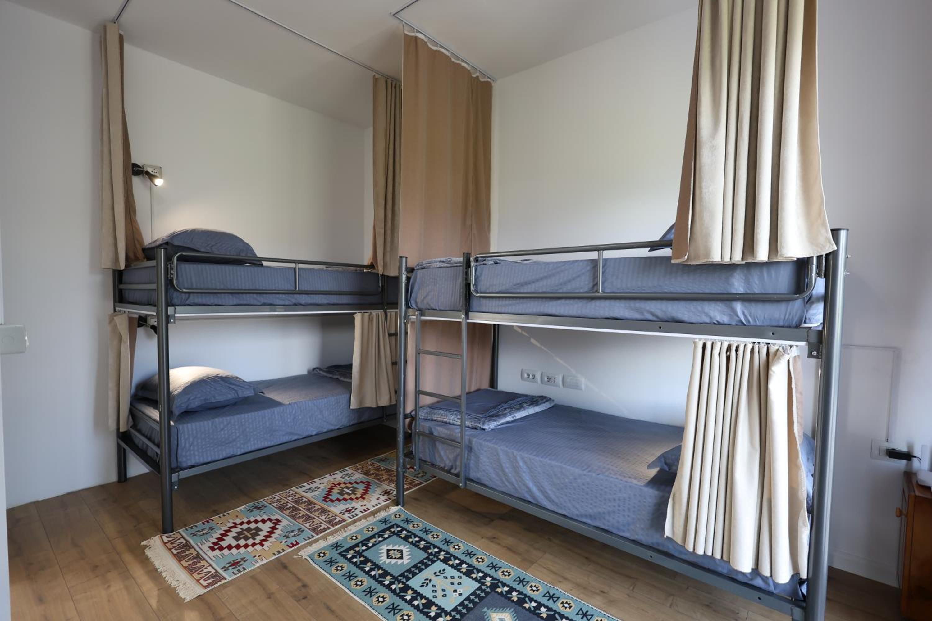 Apartment Baza Hostel