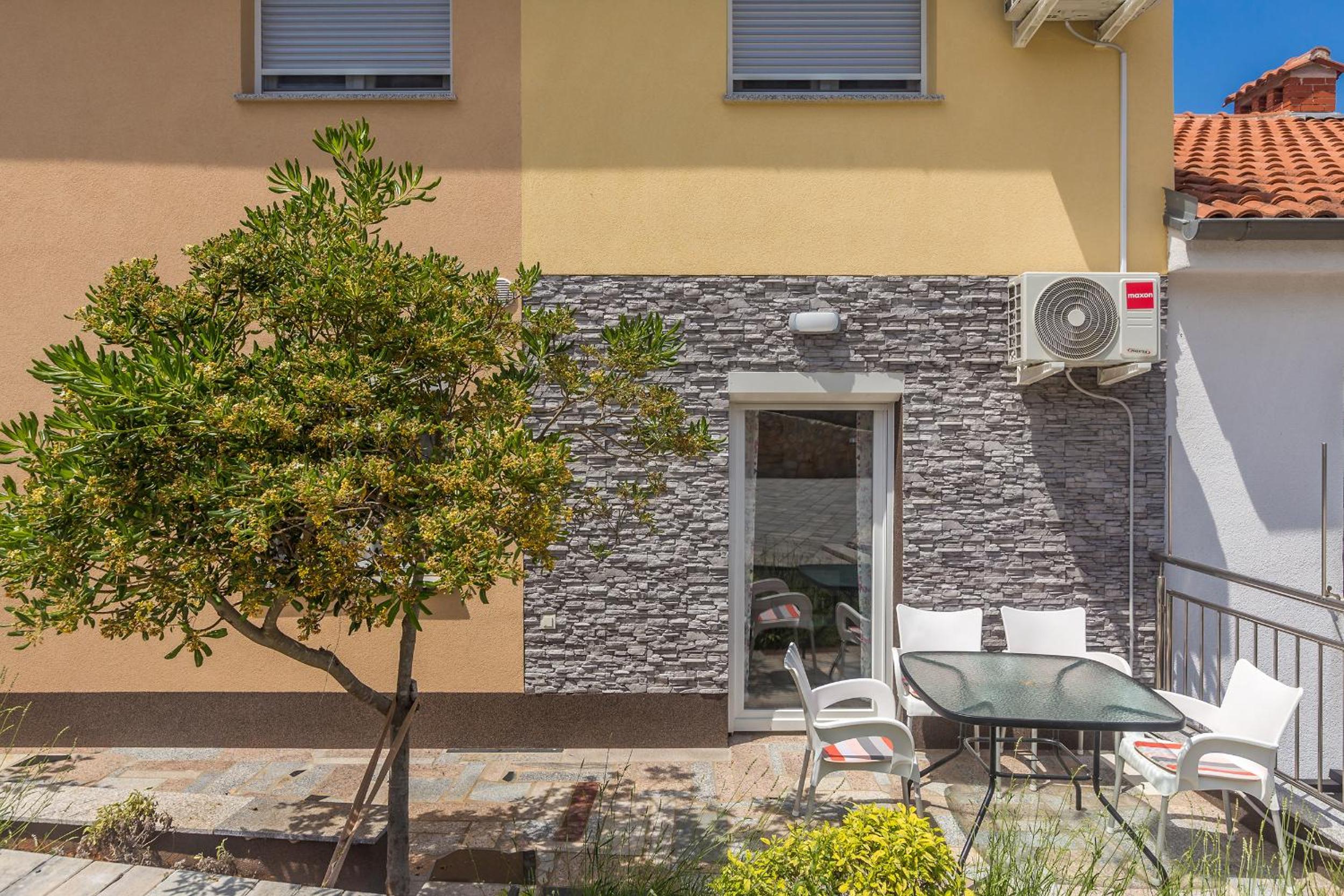 Apartmani Tena