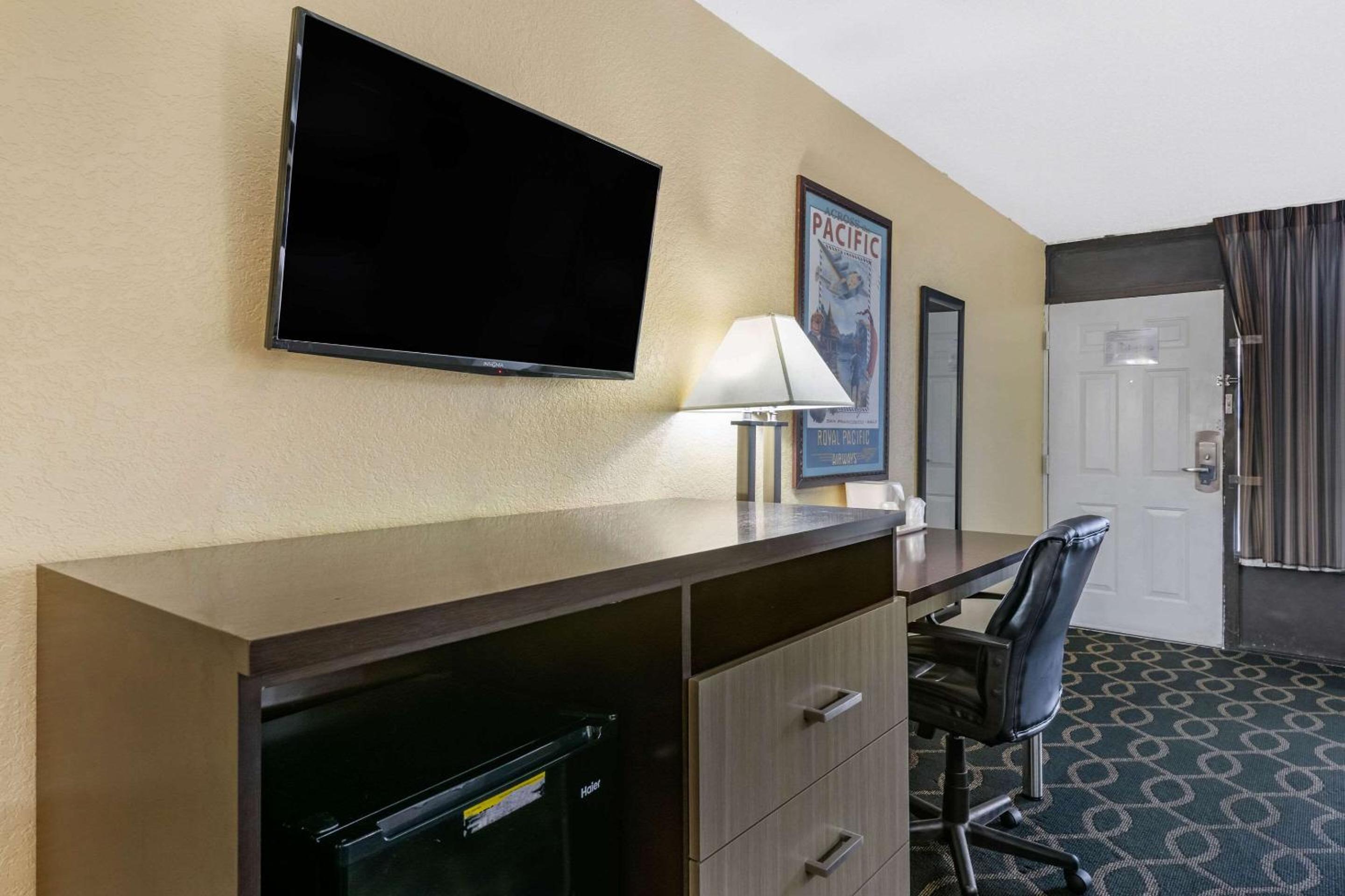 Clarion Inn Orlando International Drive - ICON Park