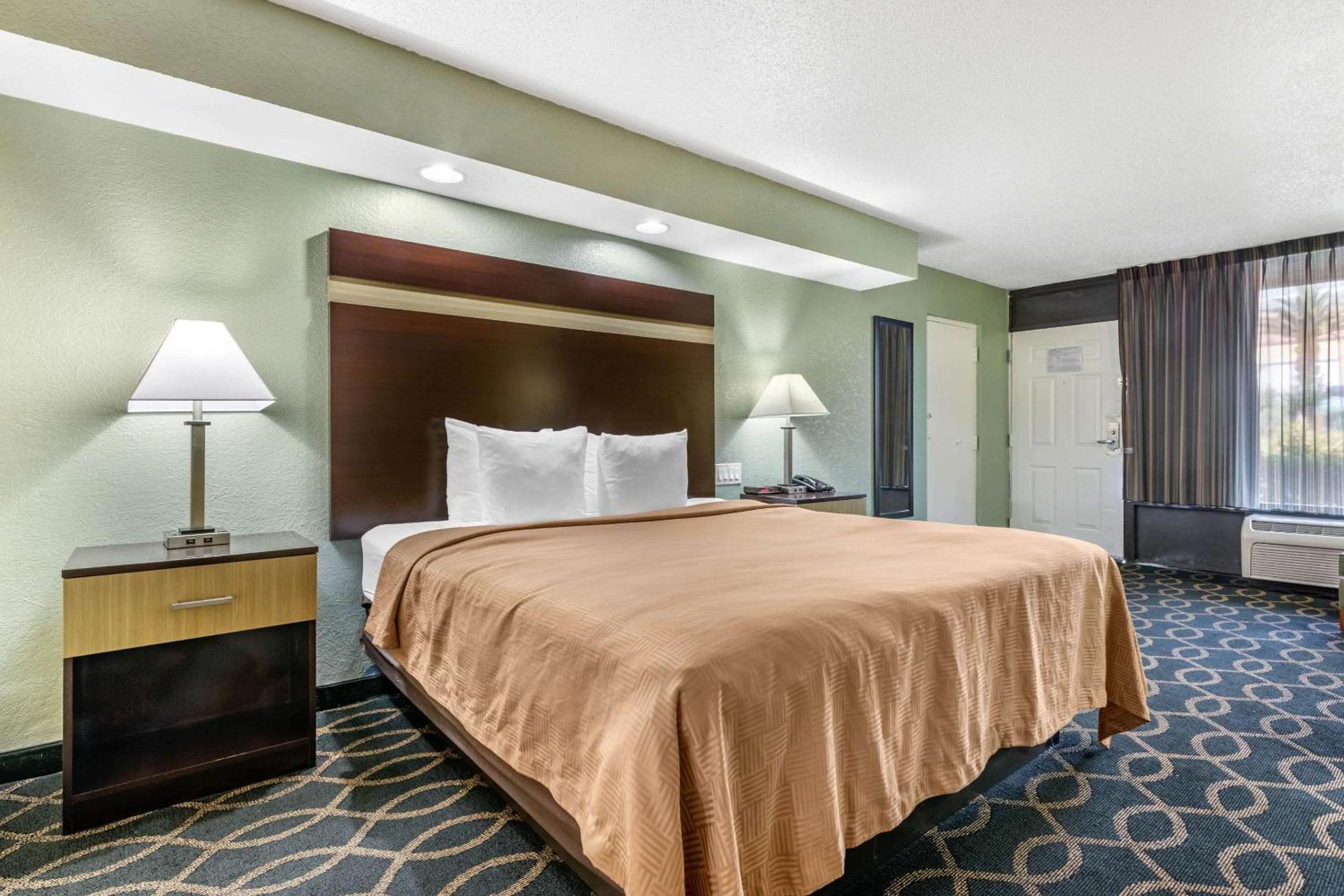 Clarion Inn Orlando International Drive - ICON Park