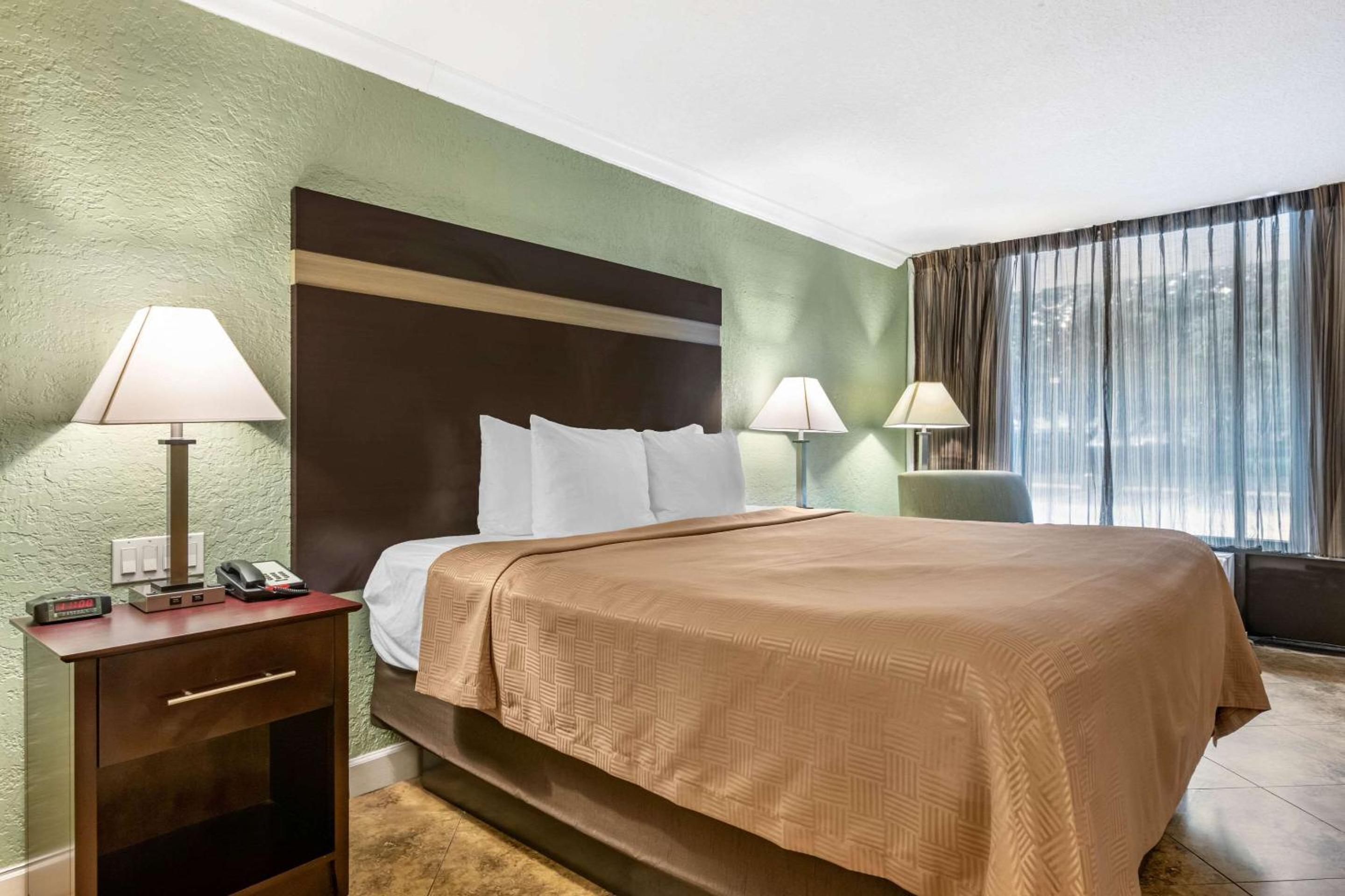 Clarion Inn Orlando International Drive - ICON Park