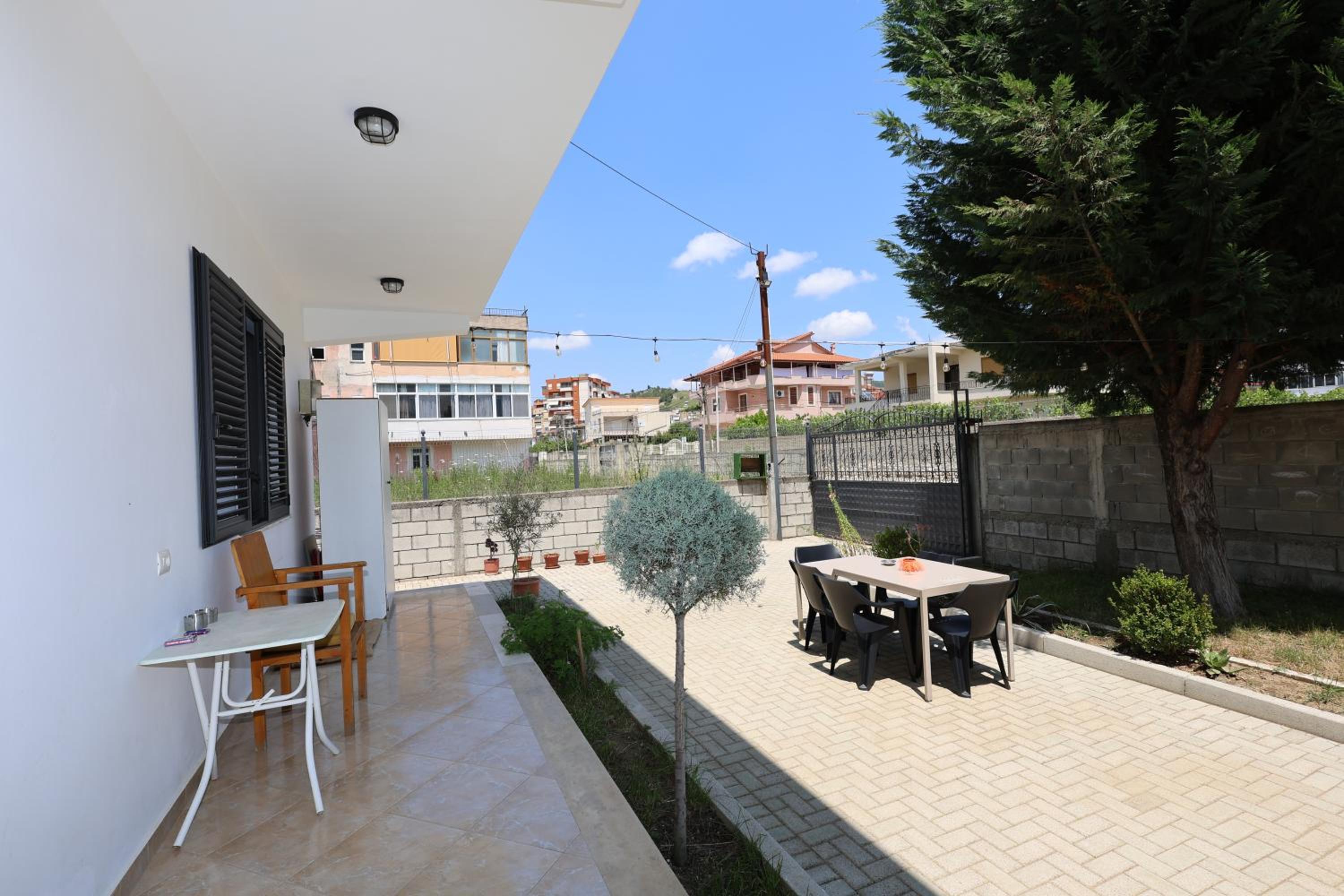 Apartment Baza Hostel