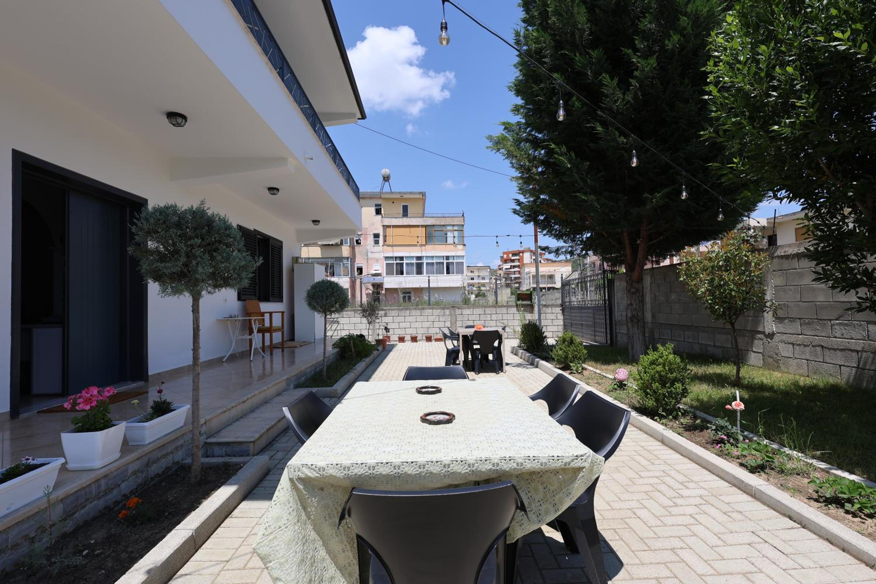 Apartment Baza Hostel