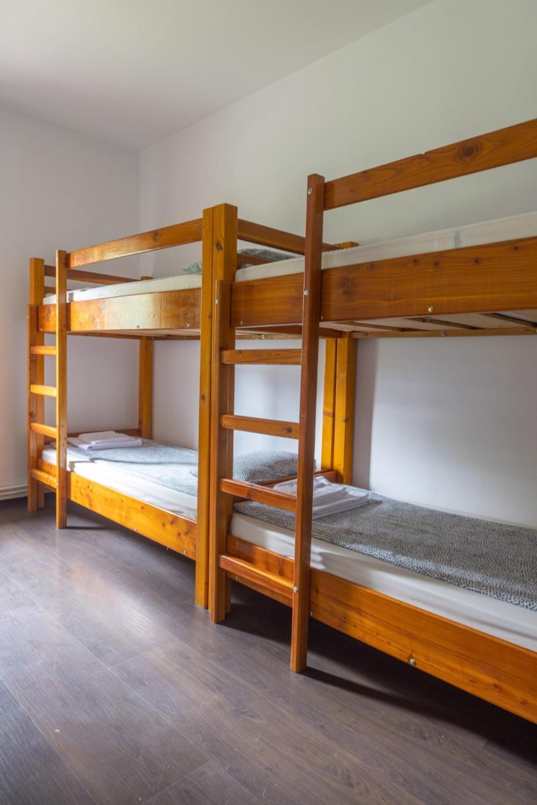 Route 68 Hostel Gurasada Park