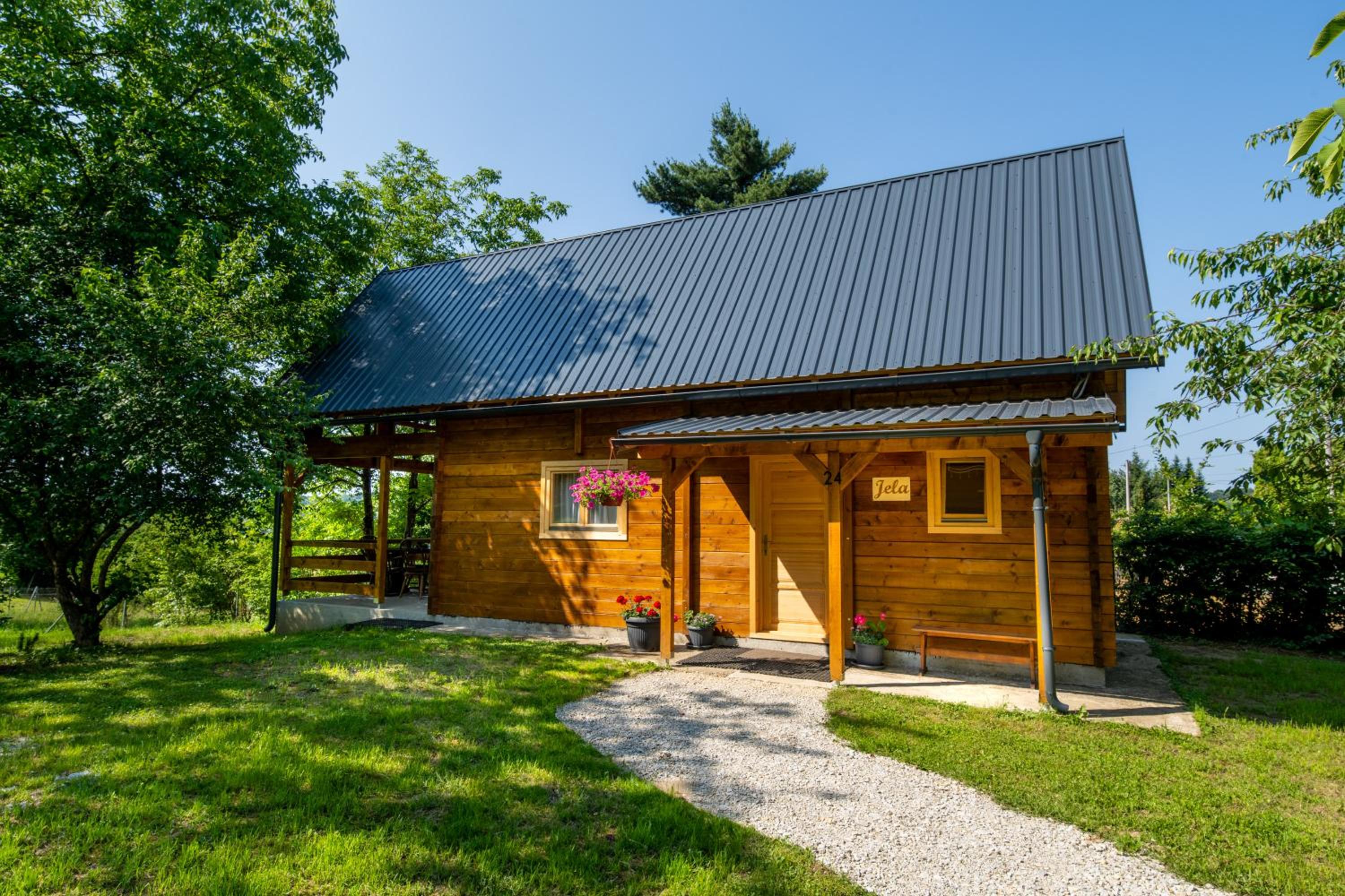Wooden House Jela