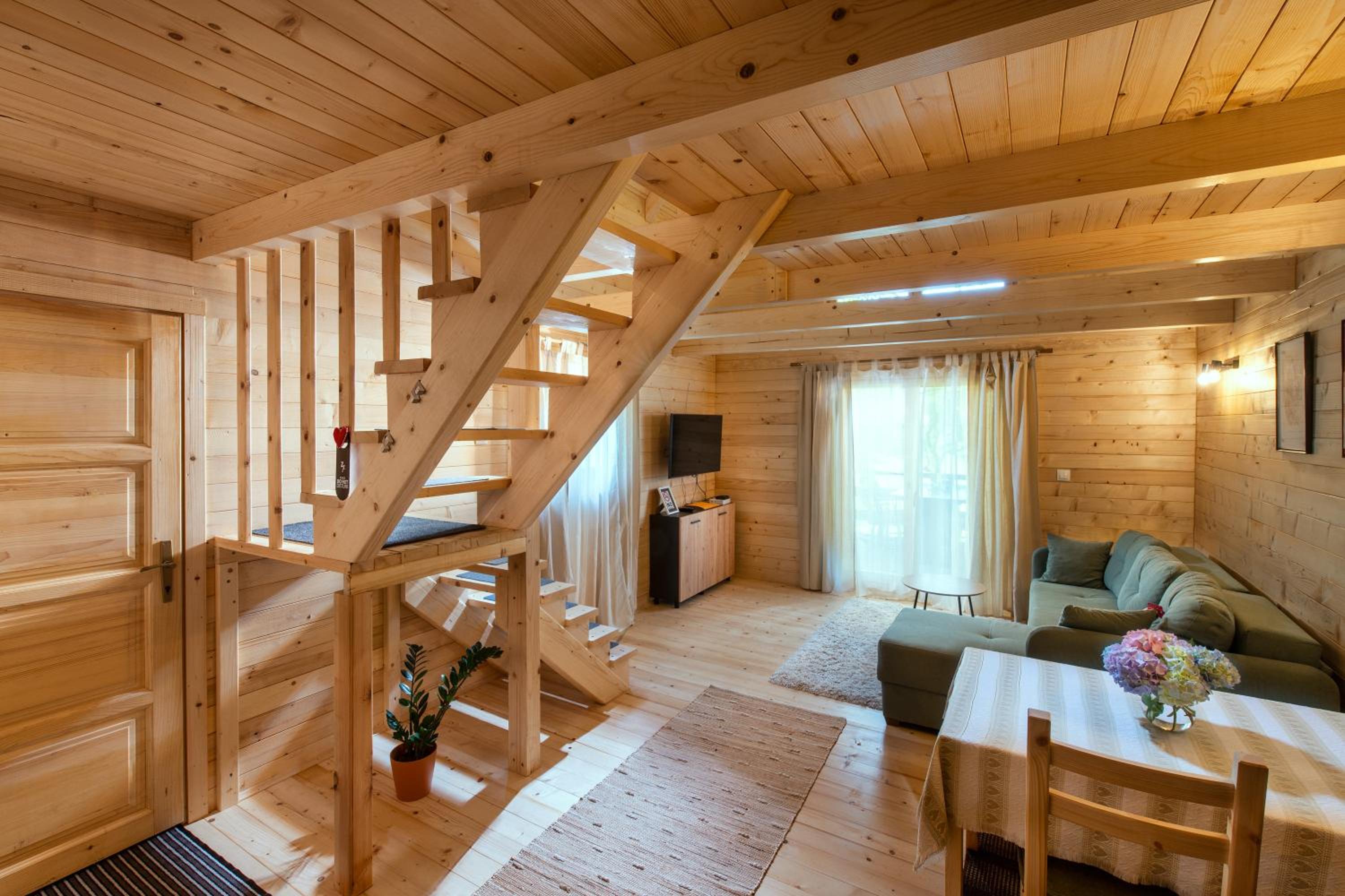 Wooden House Jela