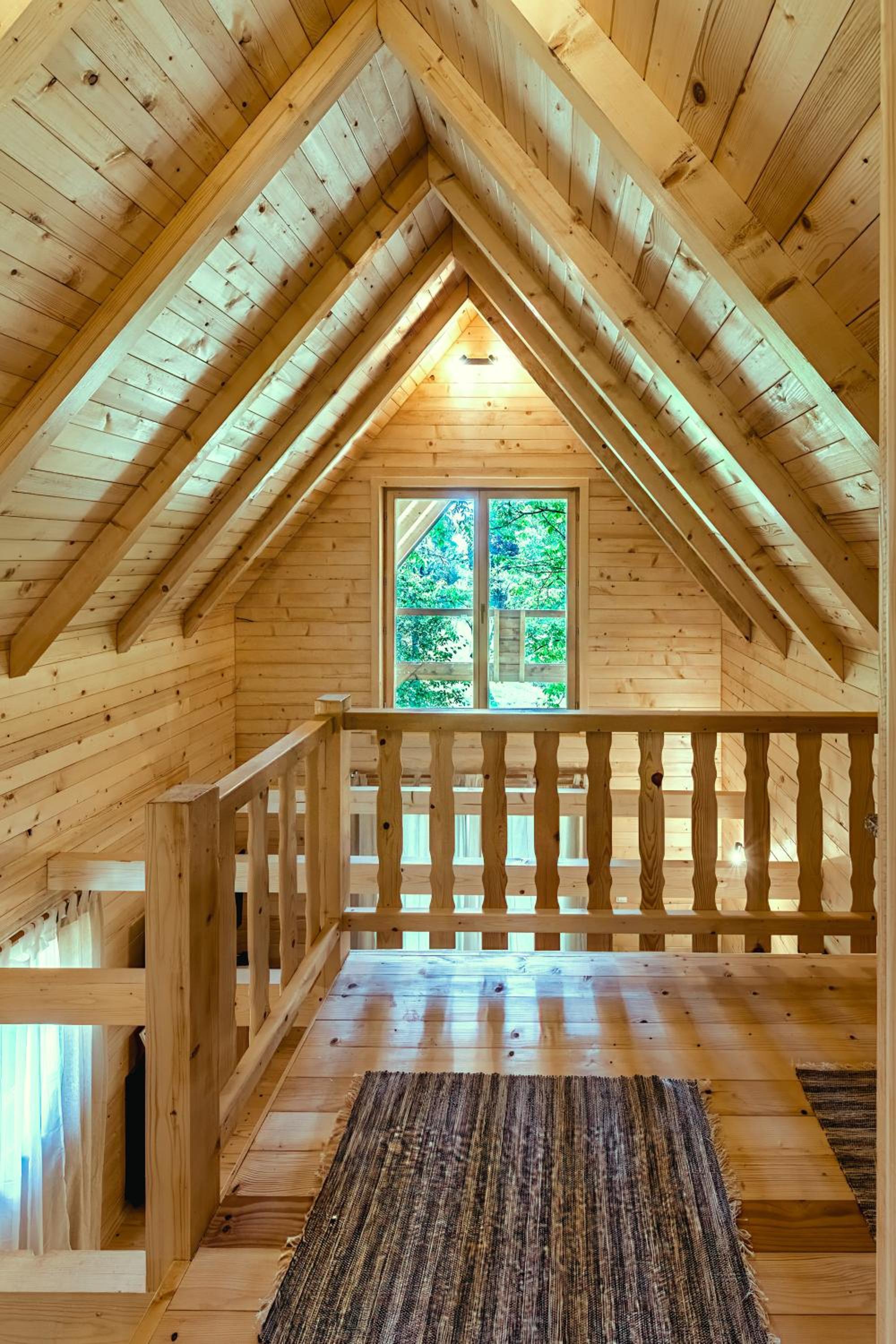 Wooden House Jela