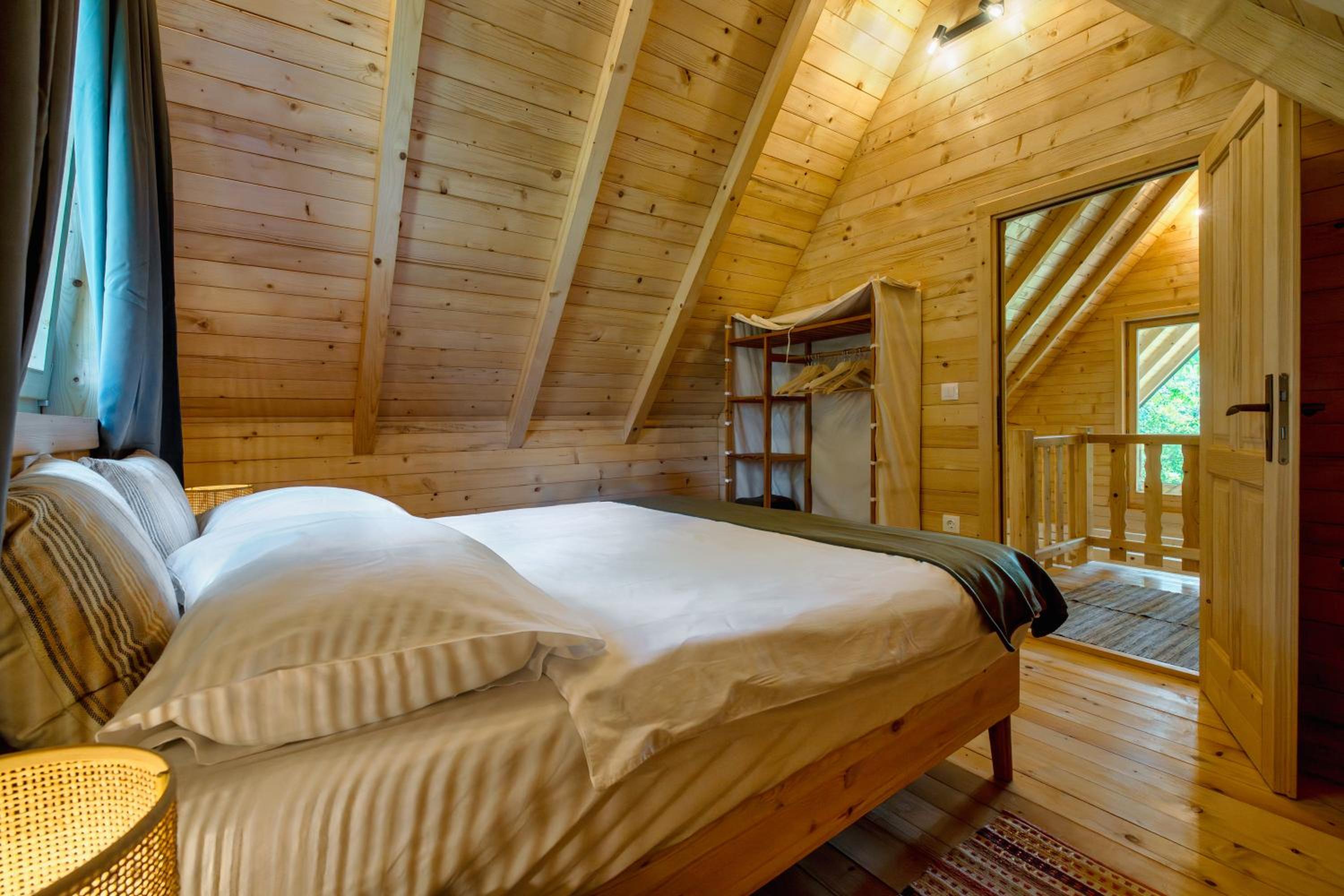 Wooden House Jela