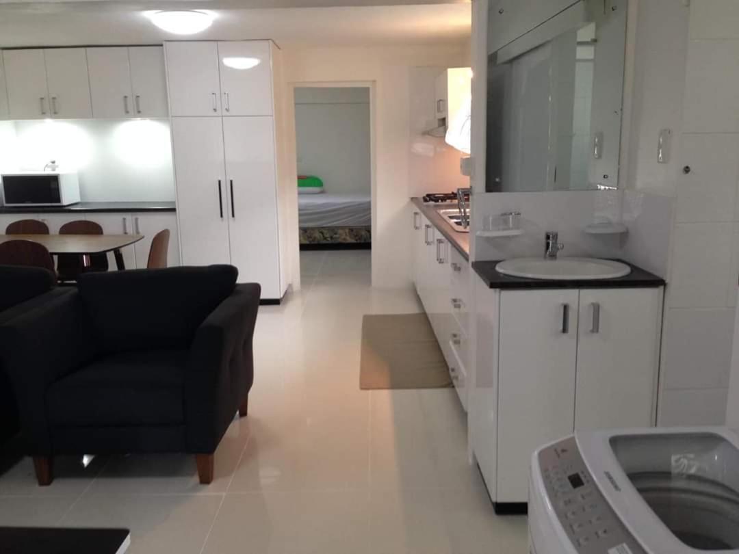 Mead Road Homestay Transfer and Tours Deluxe Flat 1 Bedroom - view 10