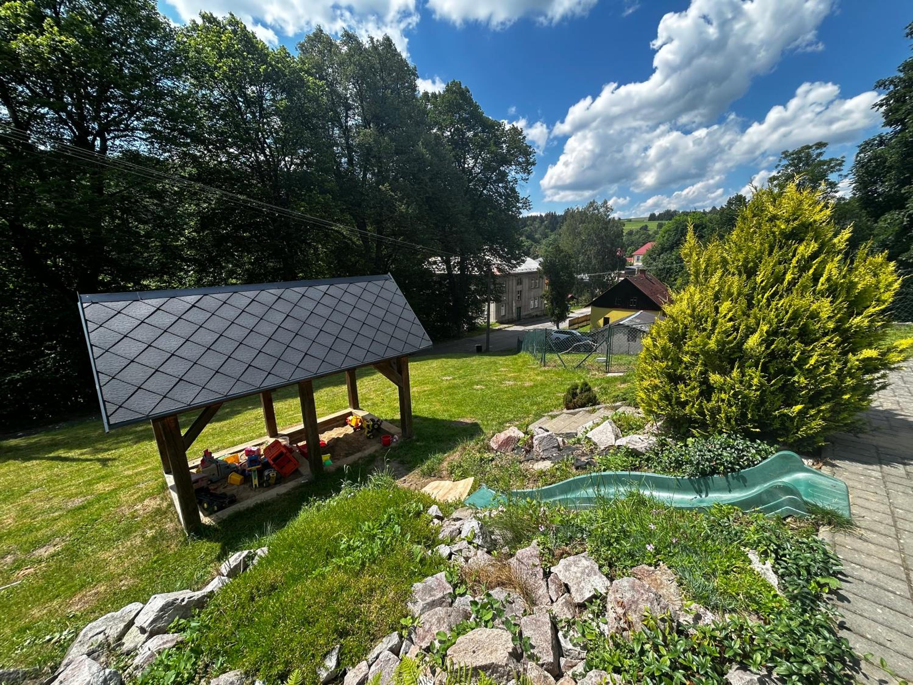 Restaurace a penzion Na Stráni