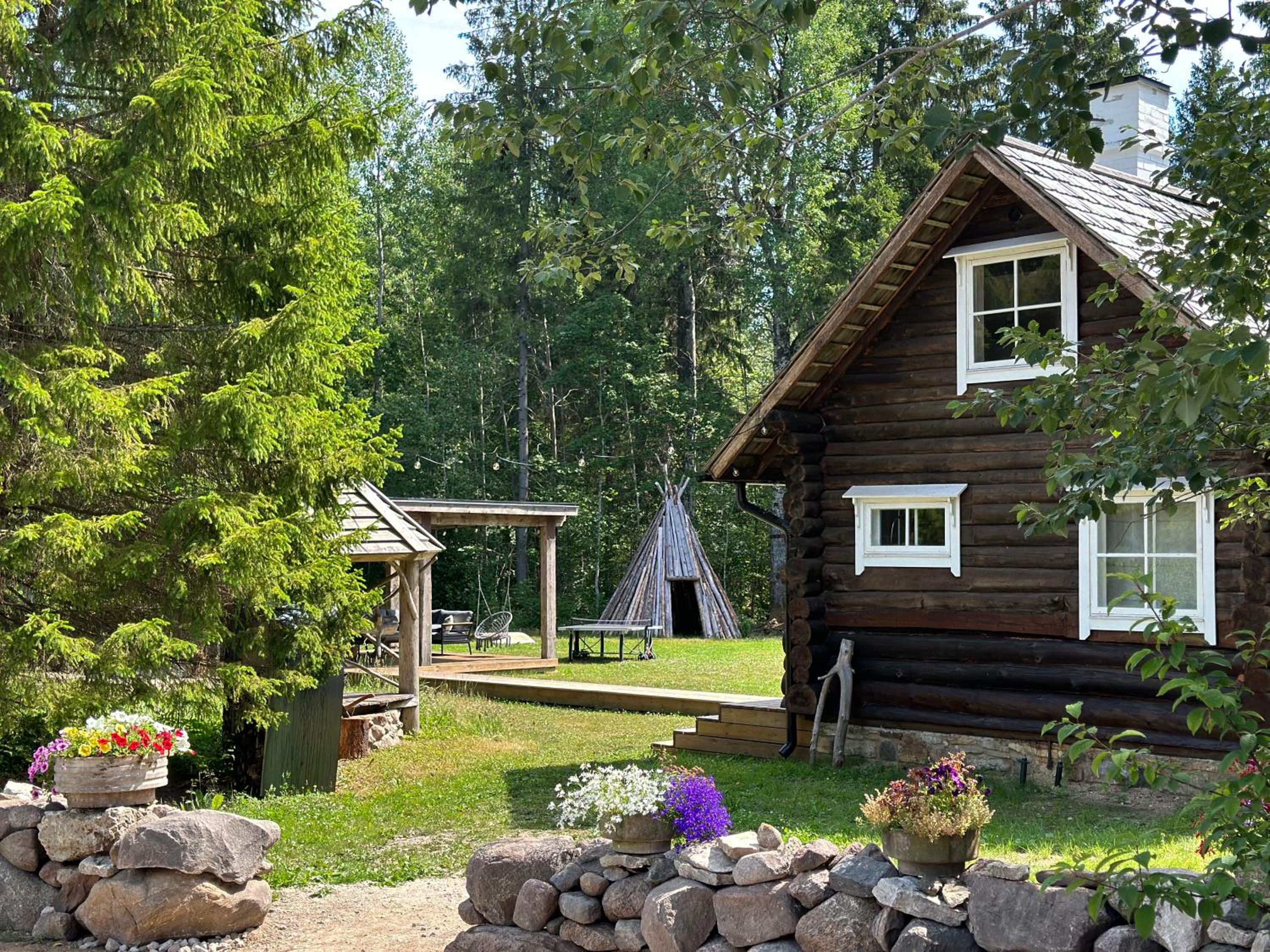 Panga Sauna Hut