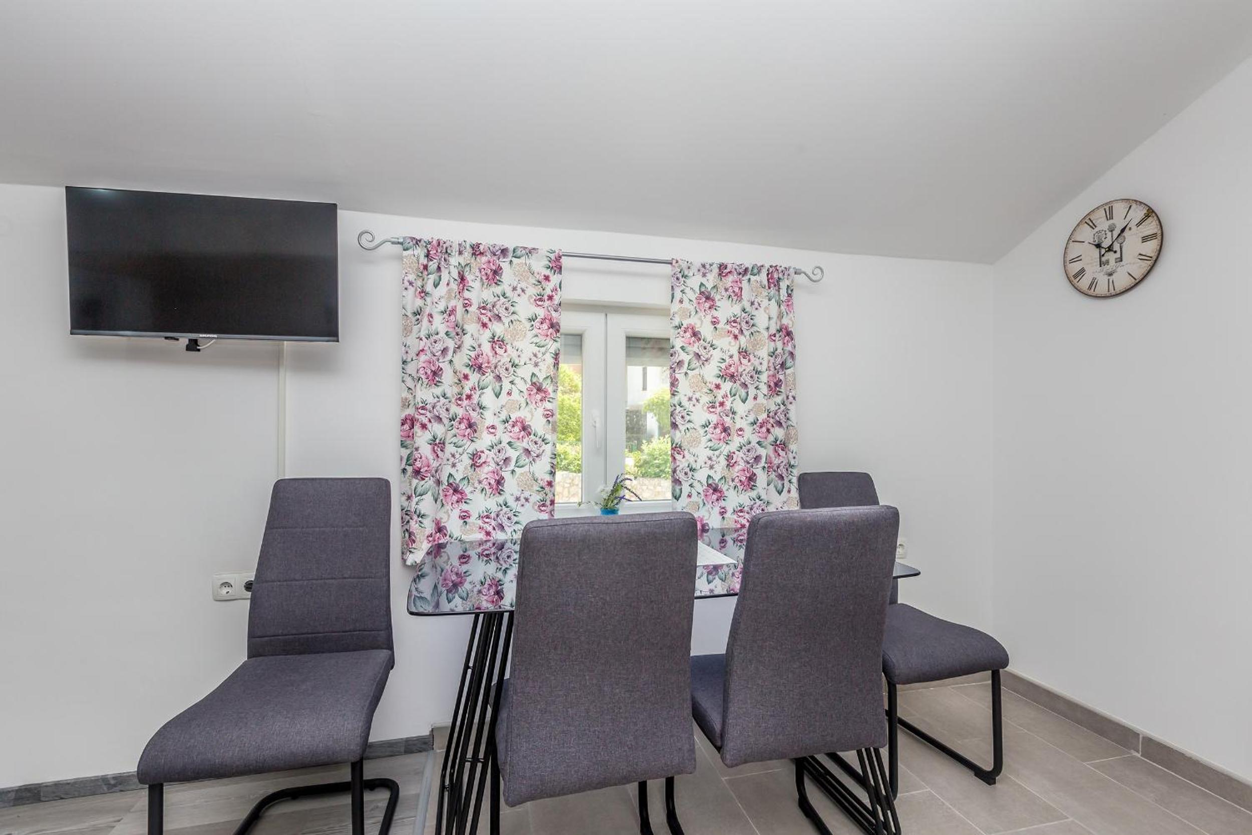 Apartmani Tena