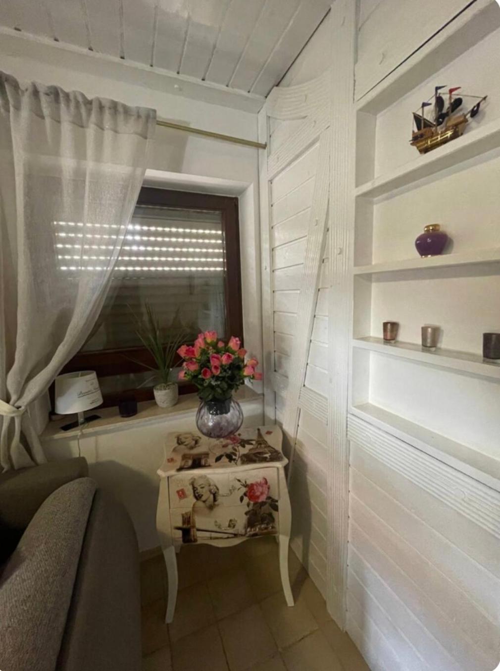 La Suite view 4