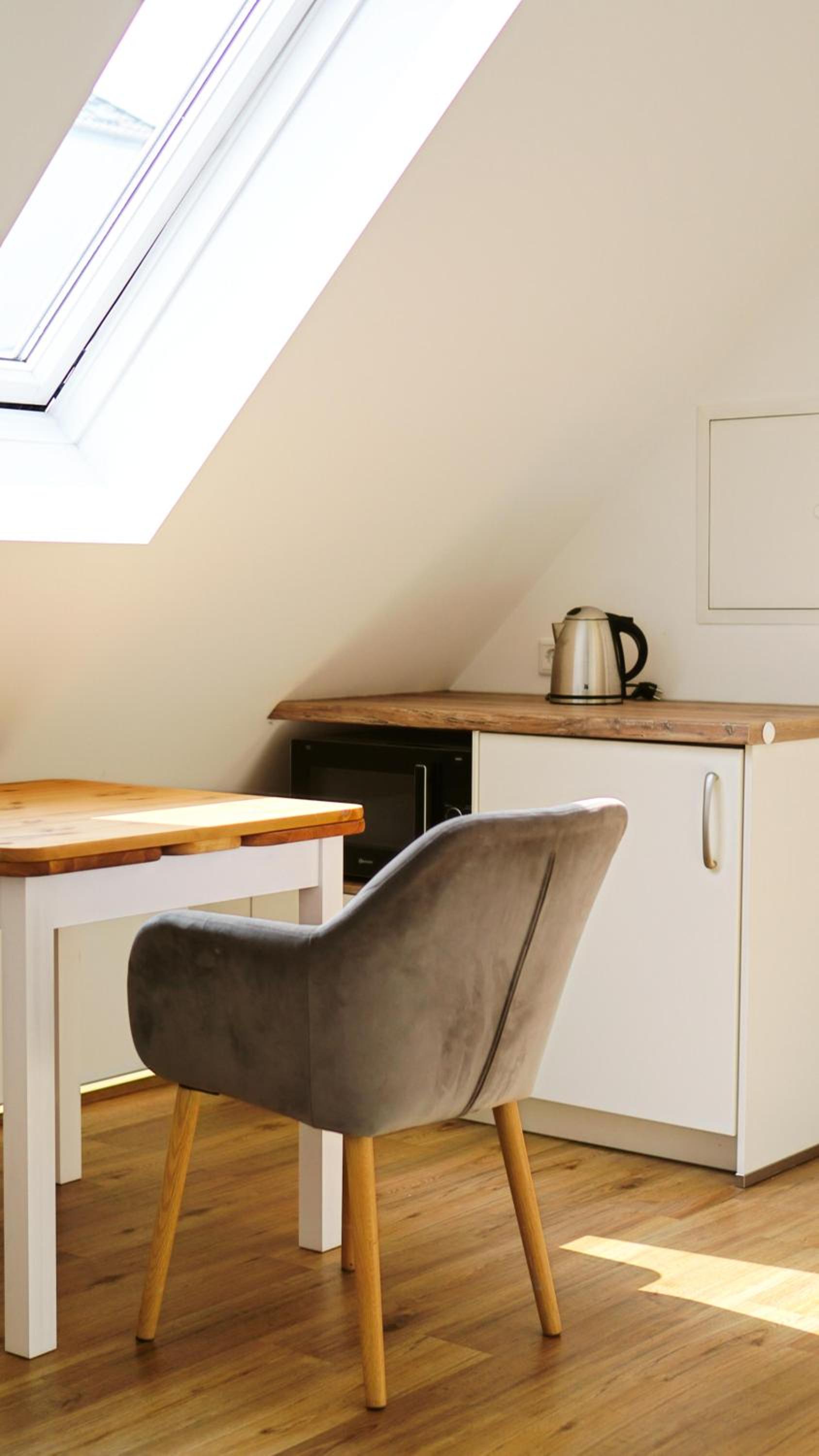 LIGHTHOUSE HOMES - moderne Ferienwohnungen mit Terrasse am Kirchenplatz