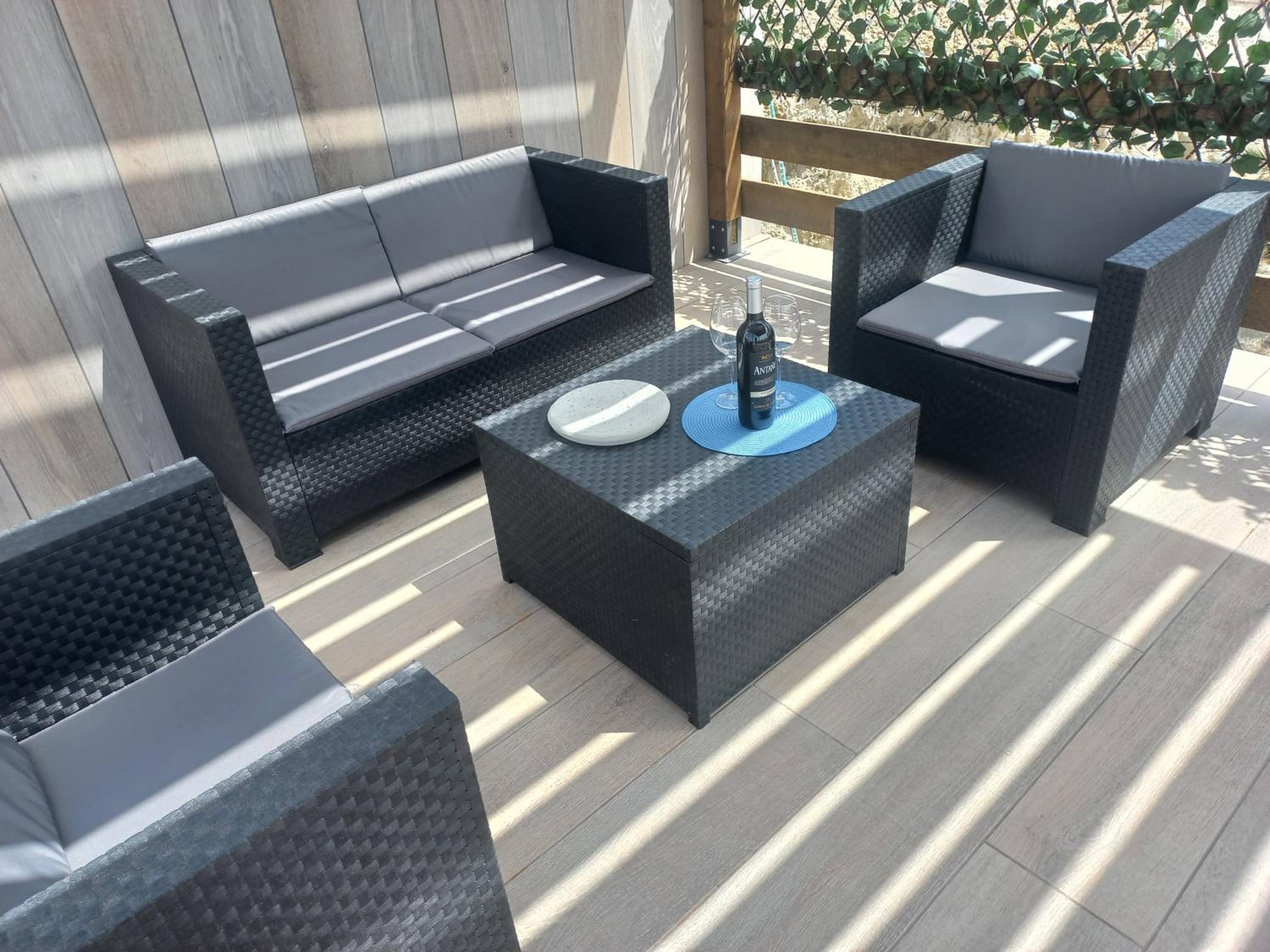 balance & terrace