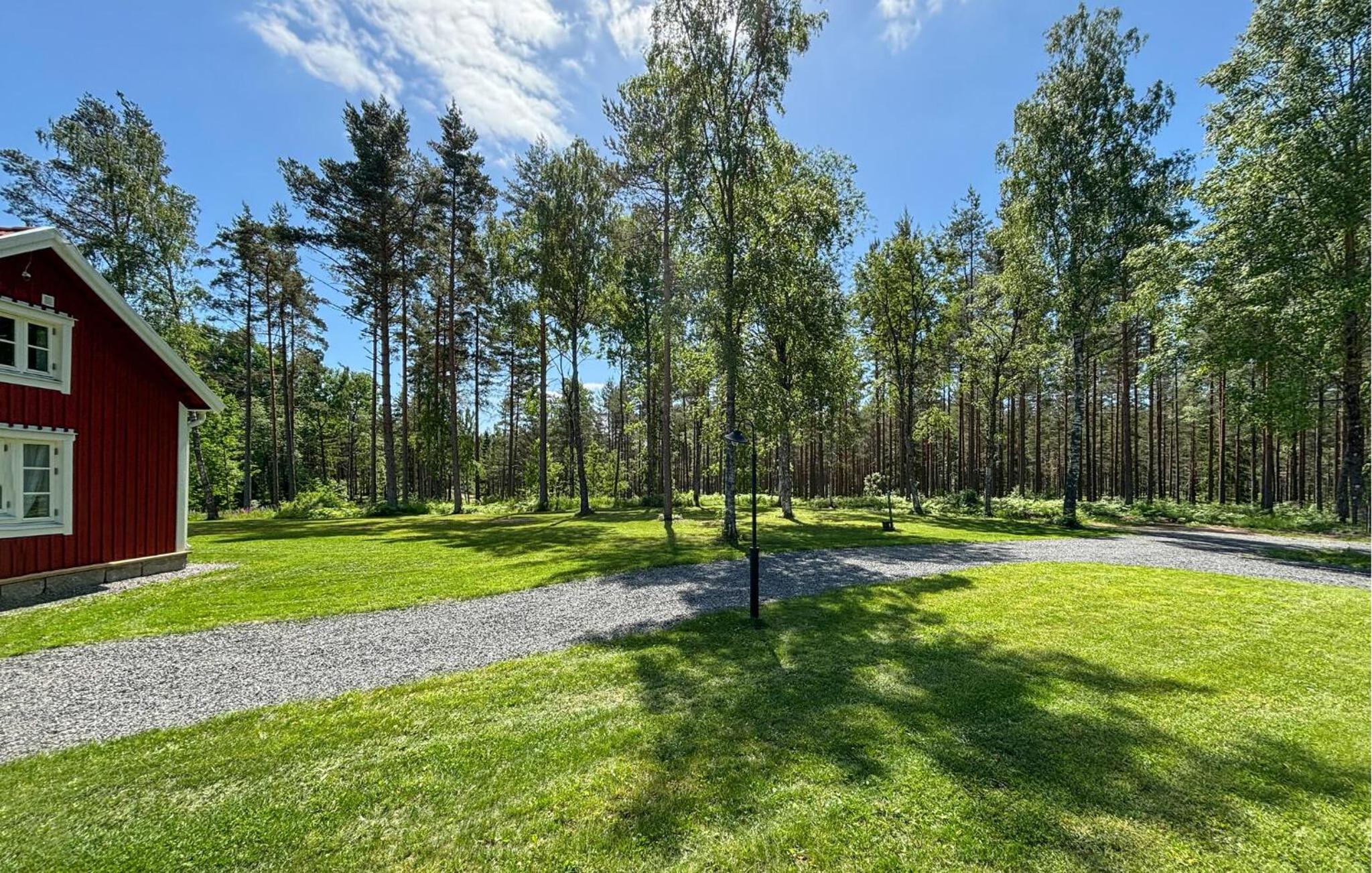 Awesome Home In Habo With Wifi view 2