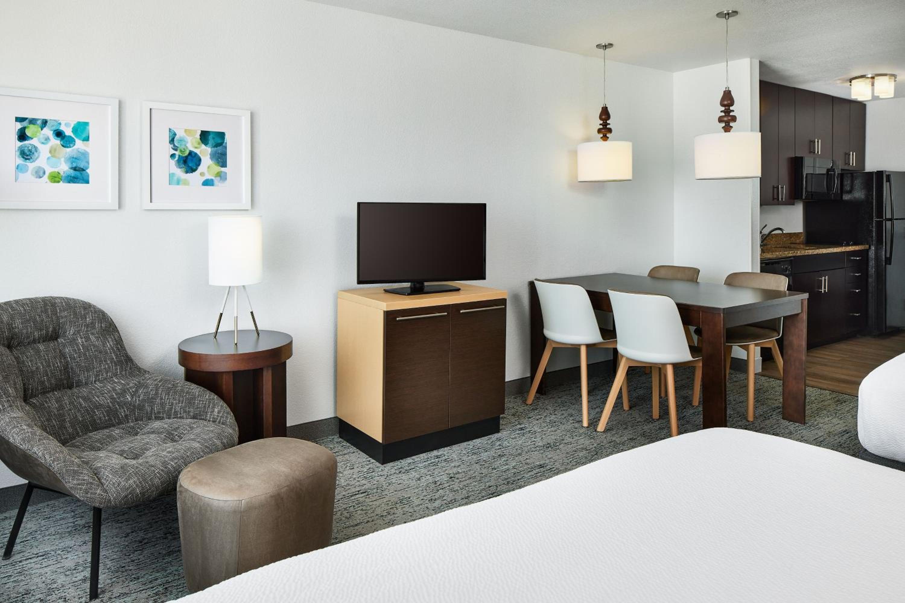 Garden City Vacations - TownePlace Suites by Marriott Garden City - Property Image 22