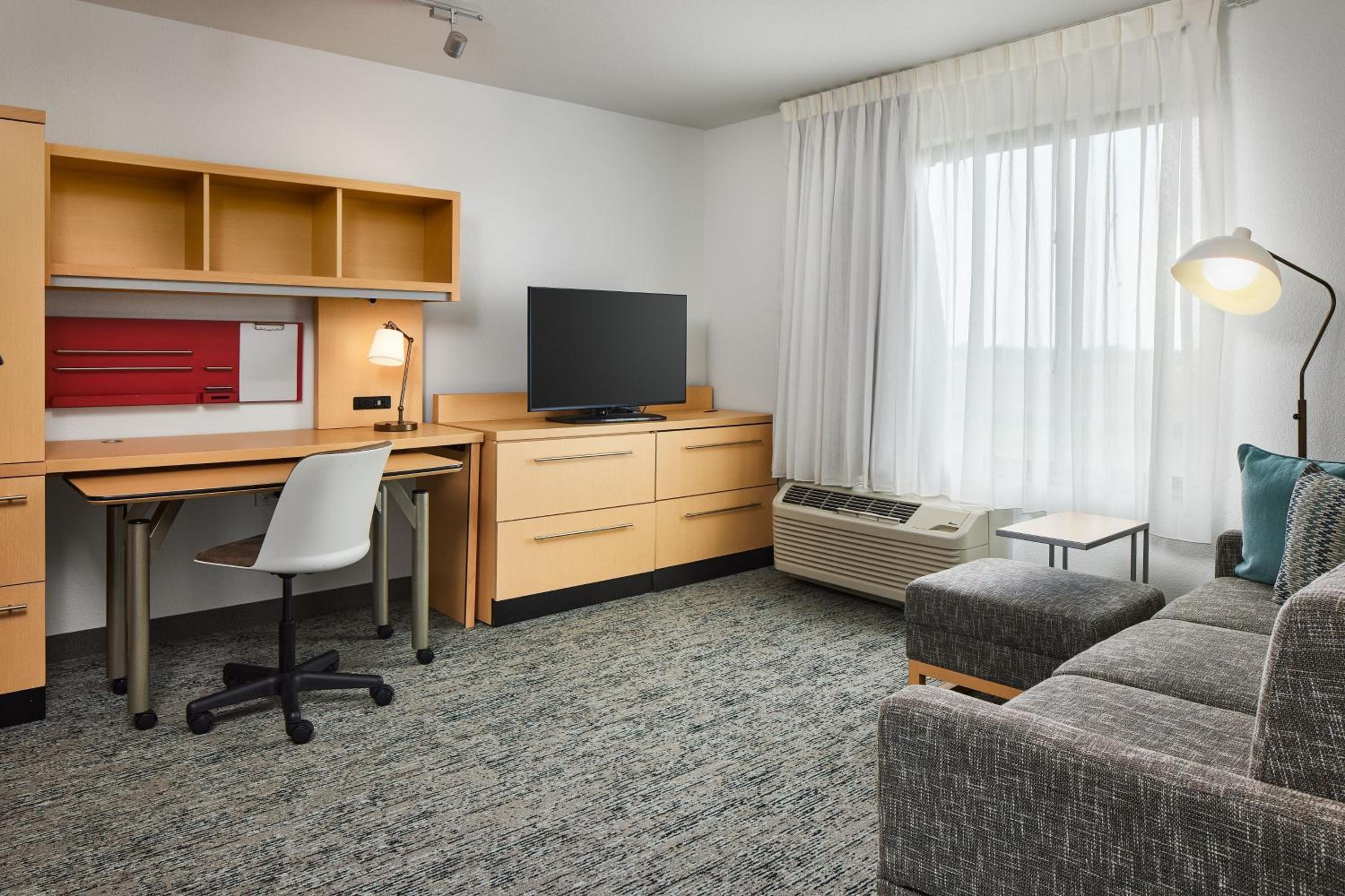 Garden City Vacations - TownePlace Suites by Marriott Garden City - Property Image 2