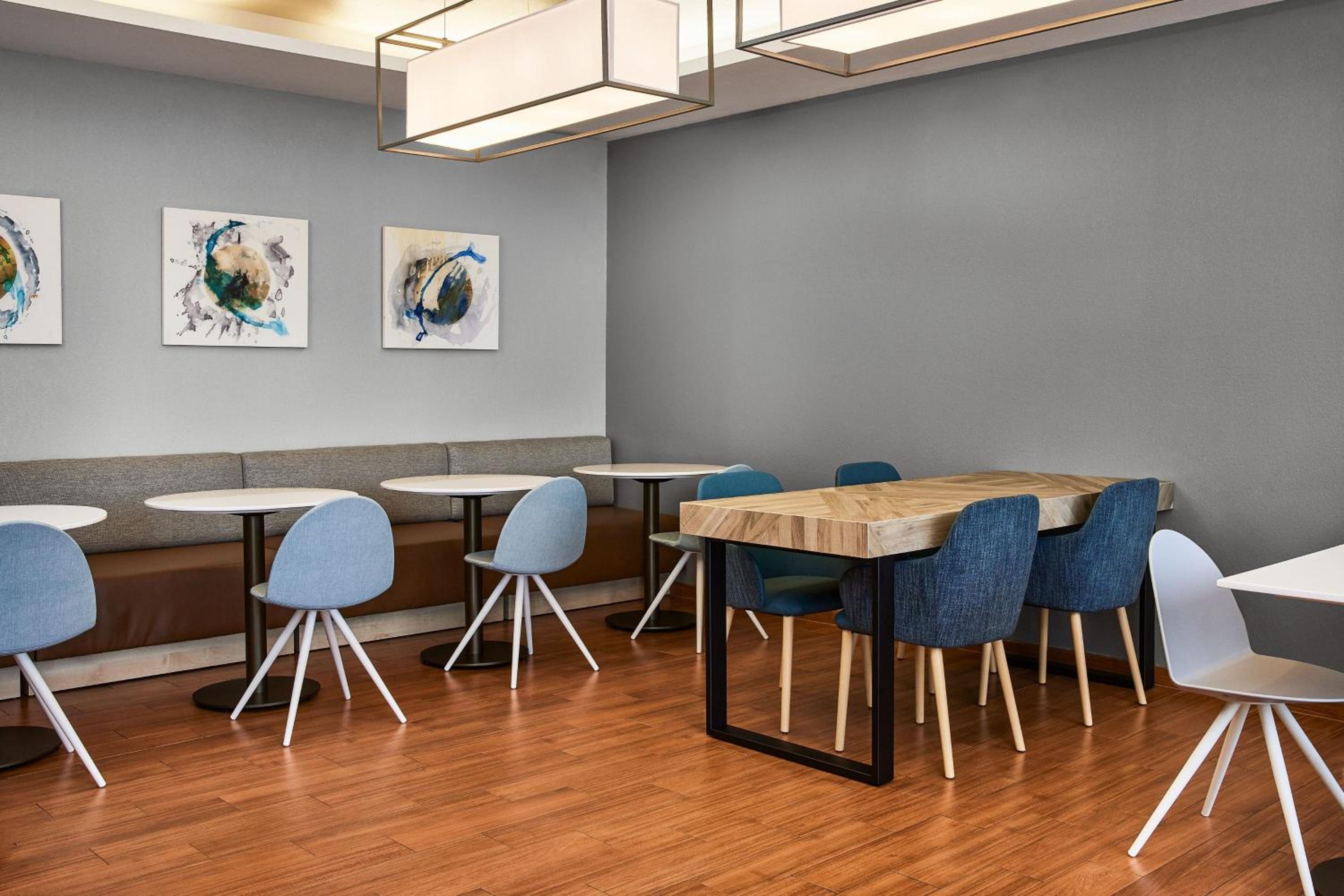 Garden City Vacations - TownePlace Suites by Marriott Garden City - Property Image 7