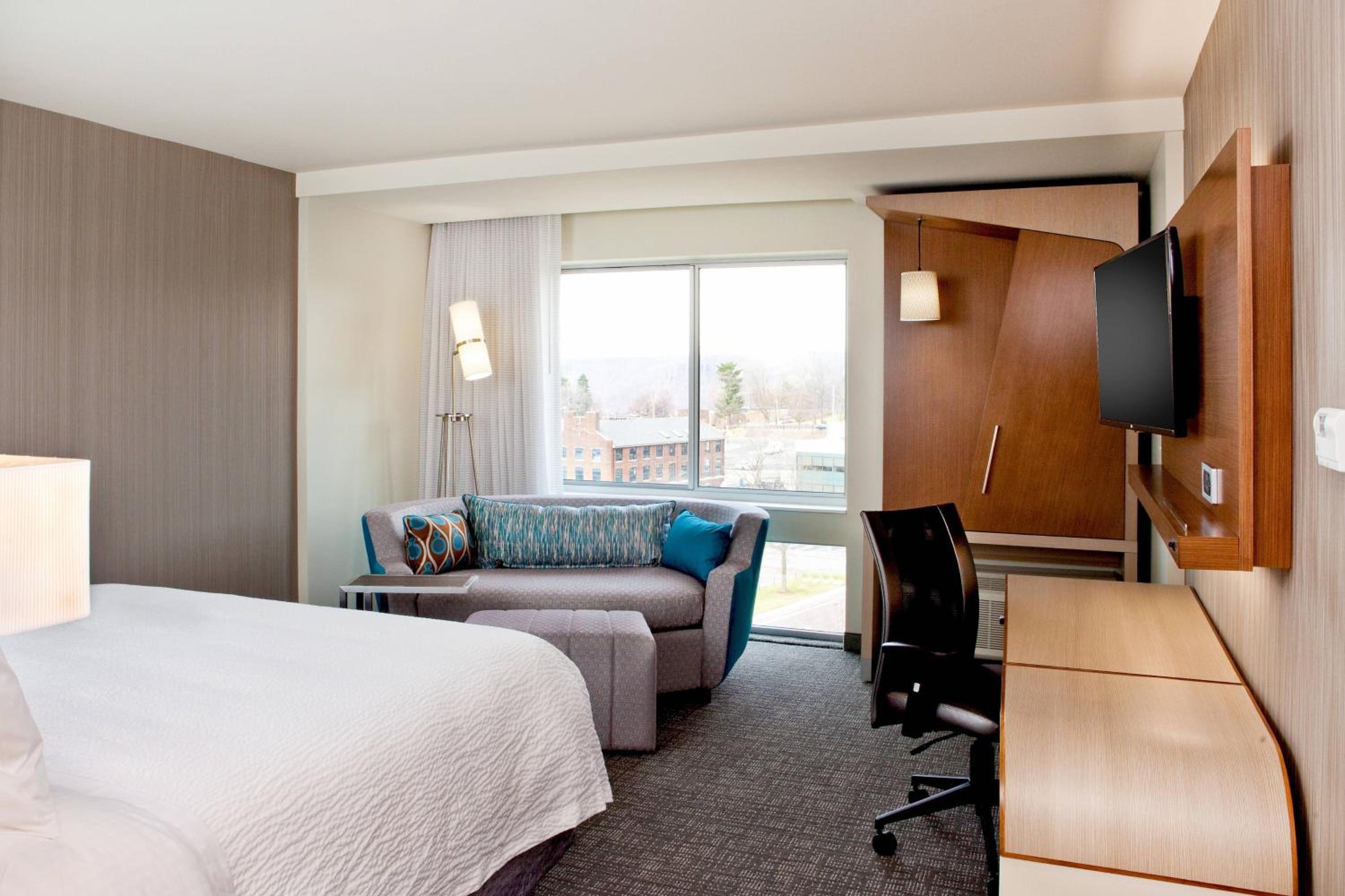 Courtyard by Marriott Yonkers Westchester County - Property Image 23