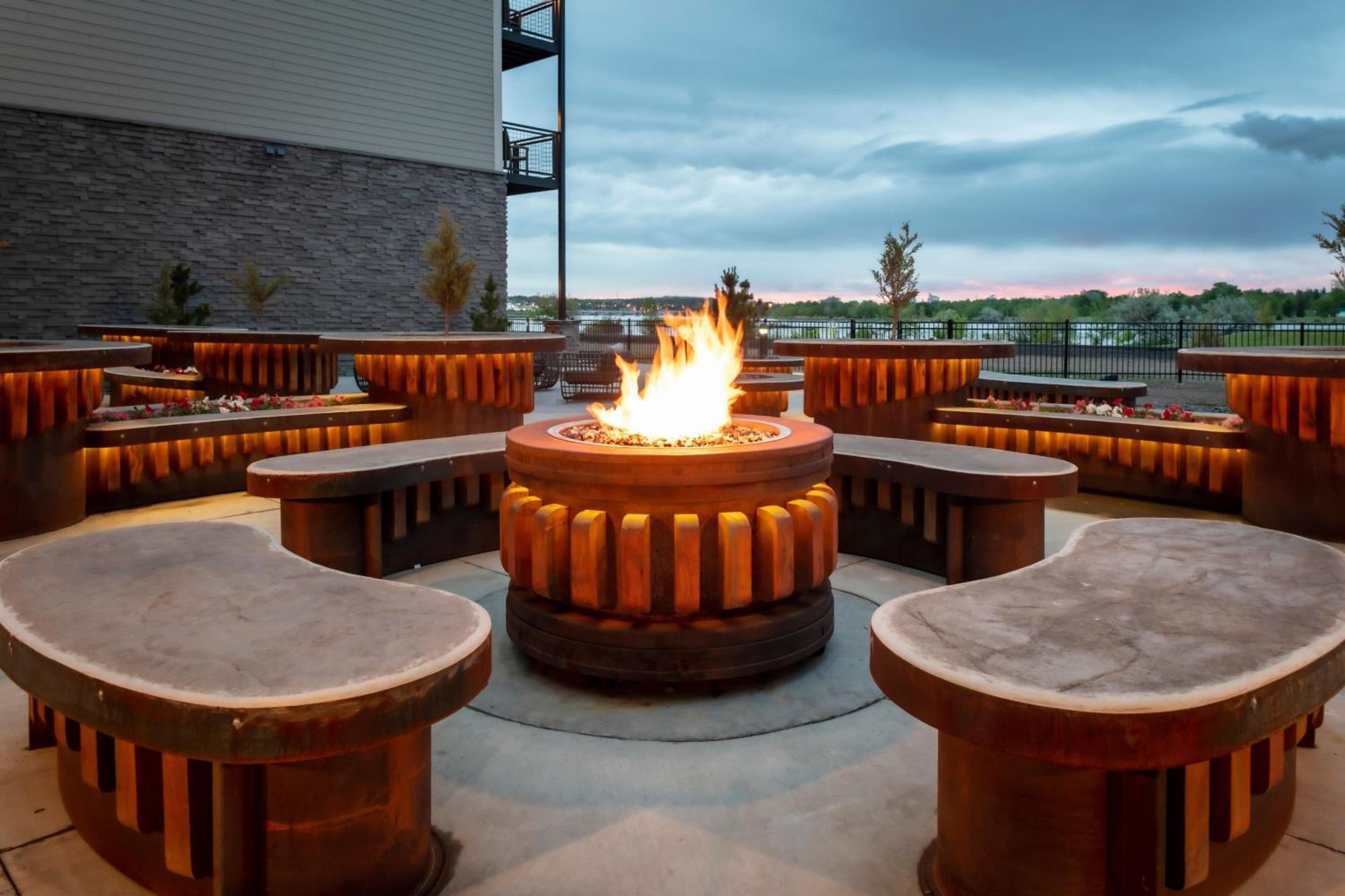 Great Falls Vacations - SpringHill Suites by Marriott Great Falls - Property Image 5