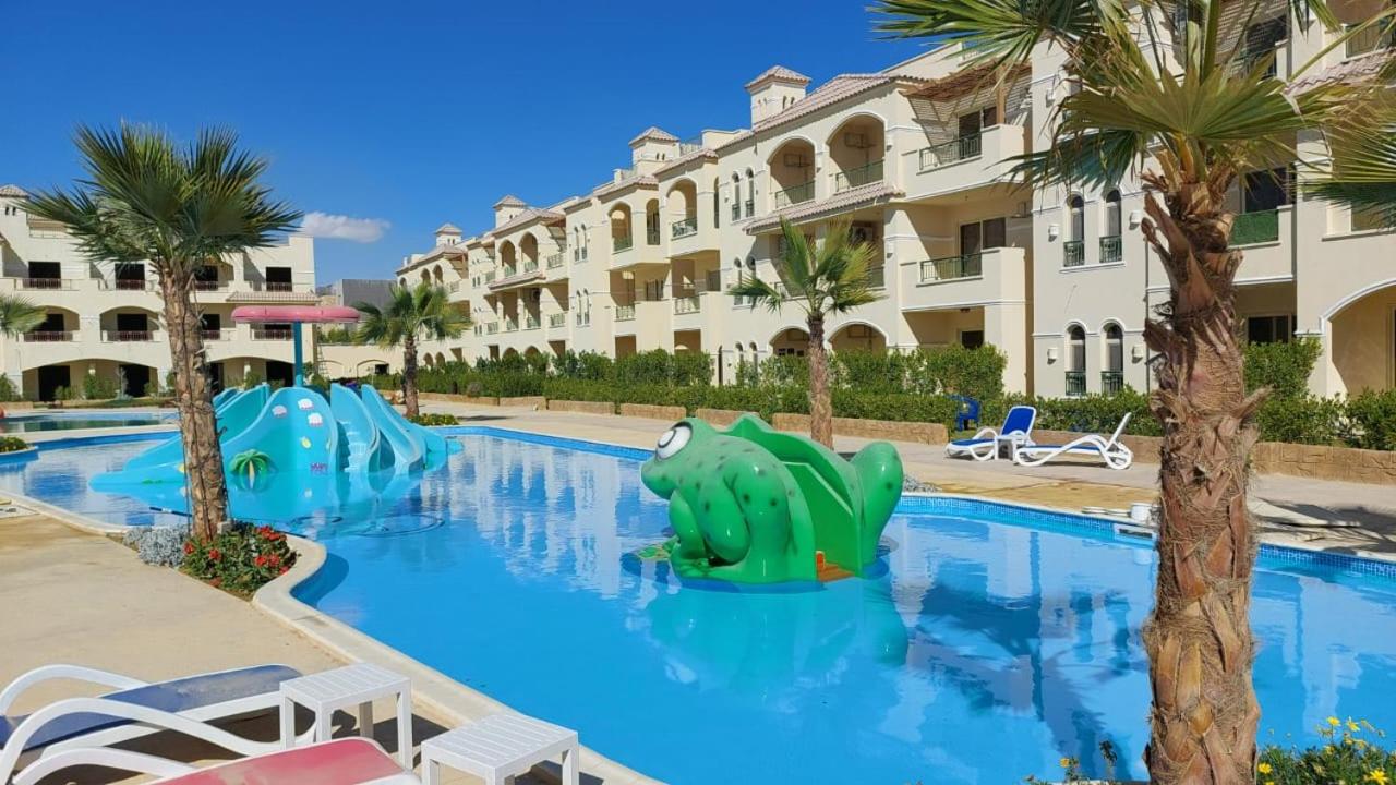 Lasirina palm beach for families only