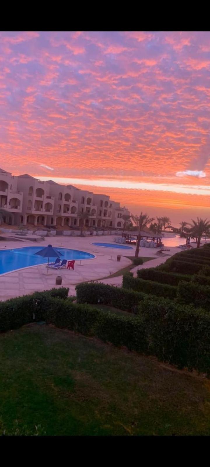 Lasirina palm beach for families only