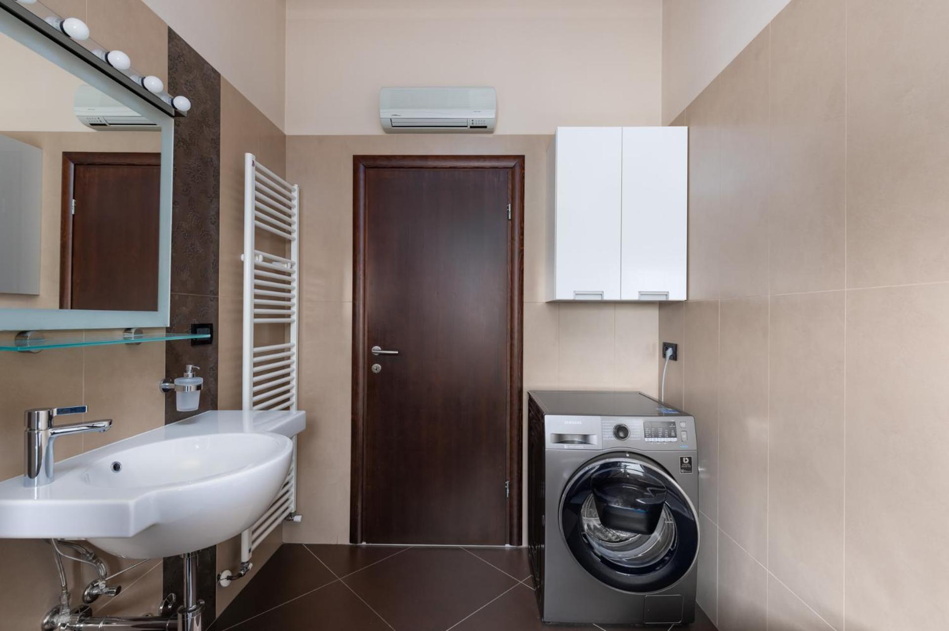 Toni  Julija - Property Image 60