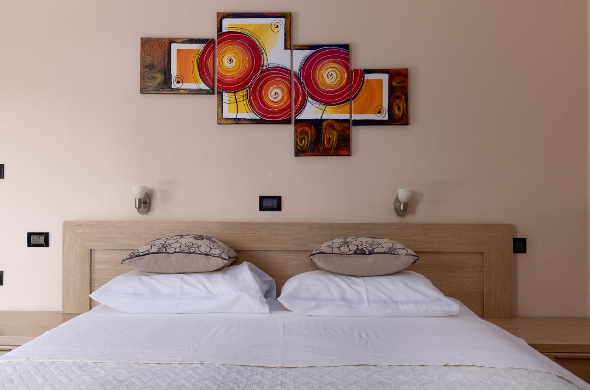 Toni  Julija - Property Image 4