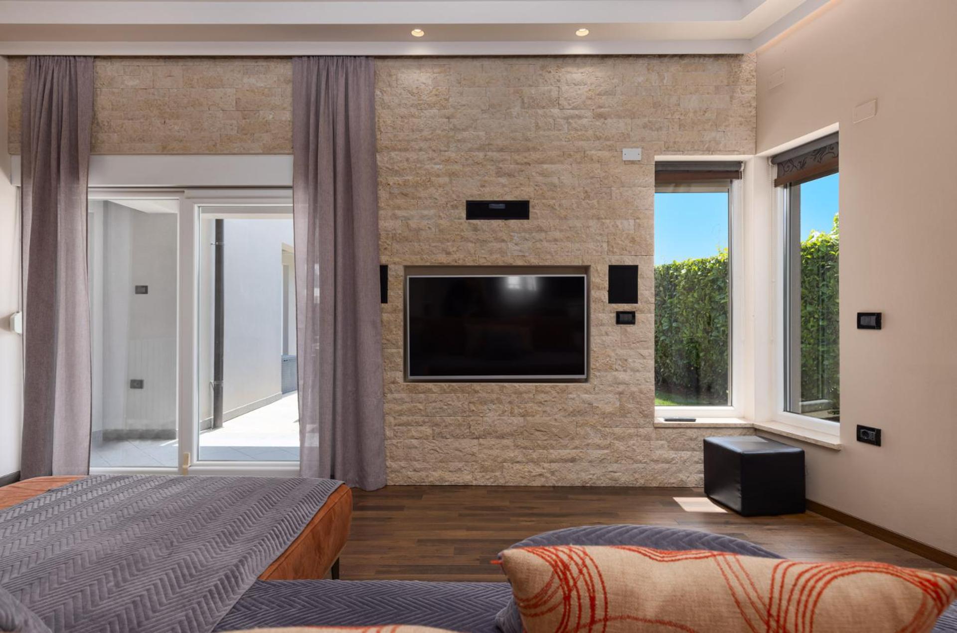 Toni  Julija - Property Image 32