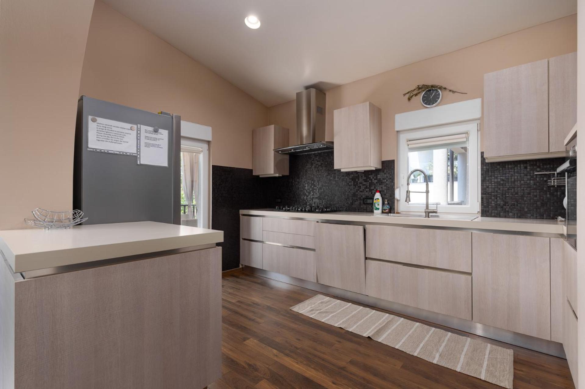 Toni  Julija - Property Image 28