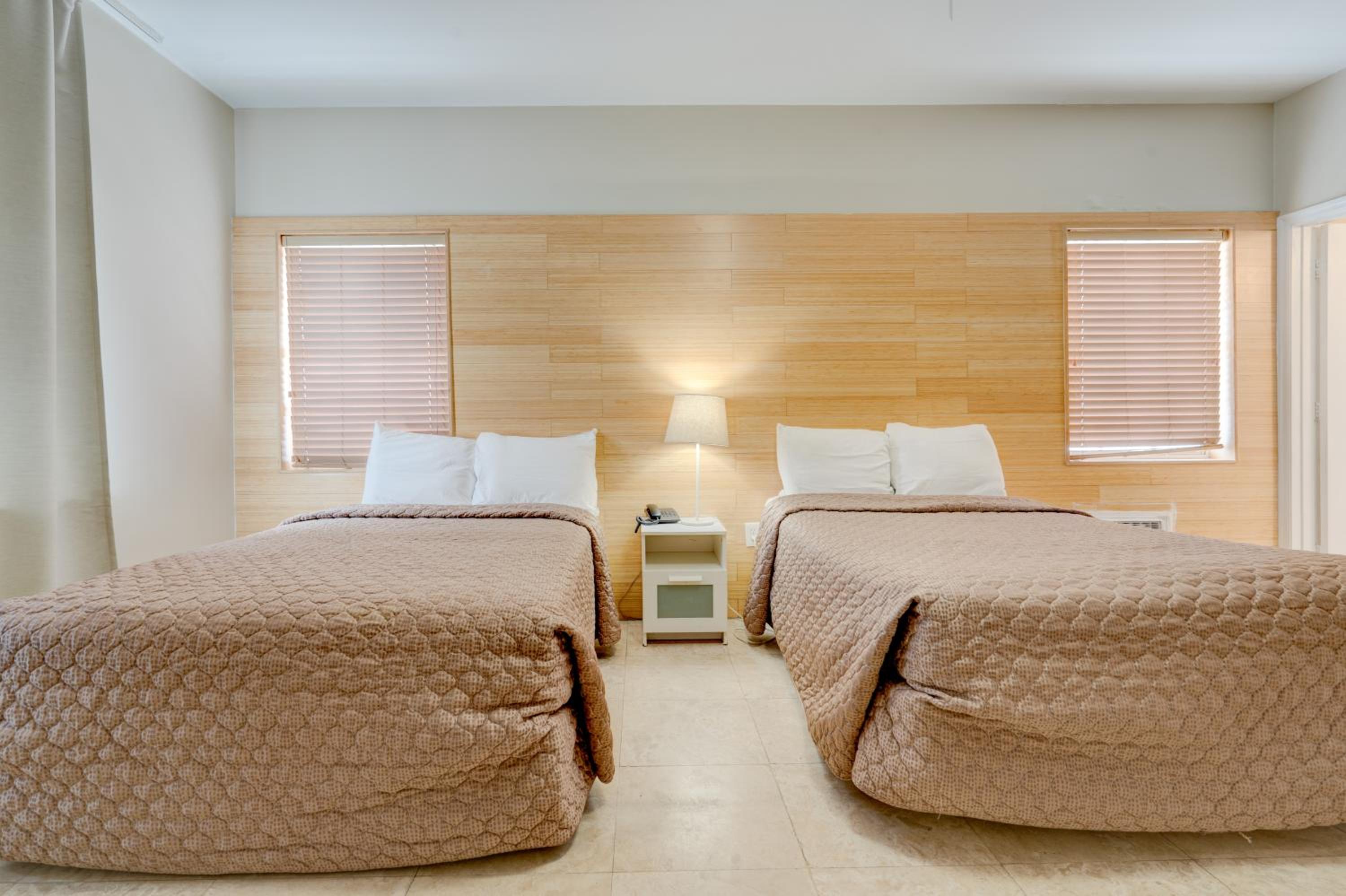 James Hotel
