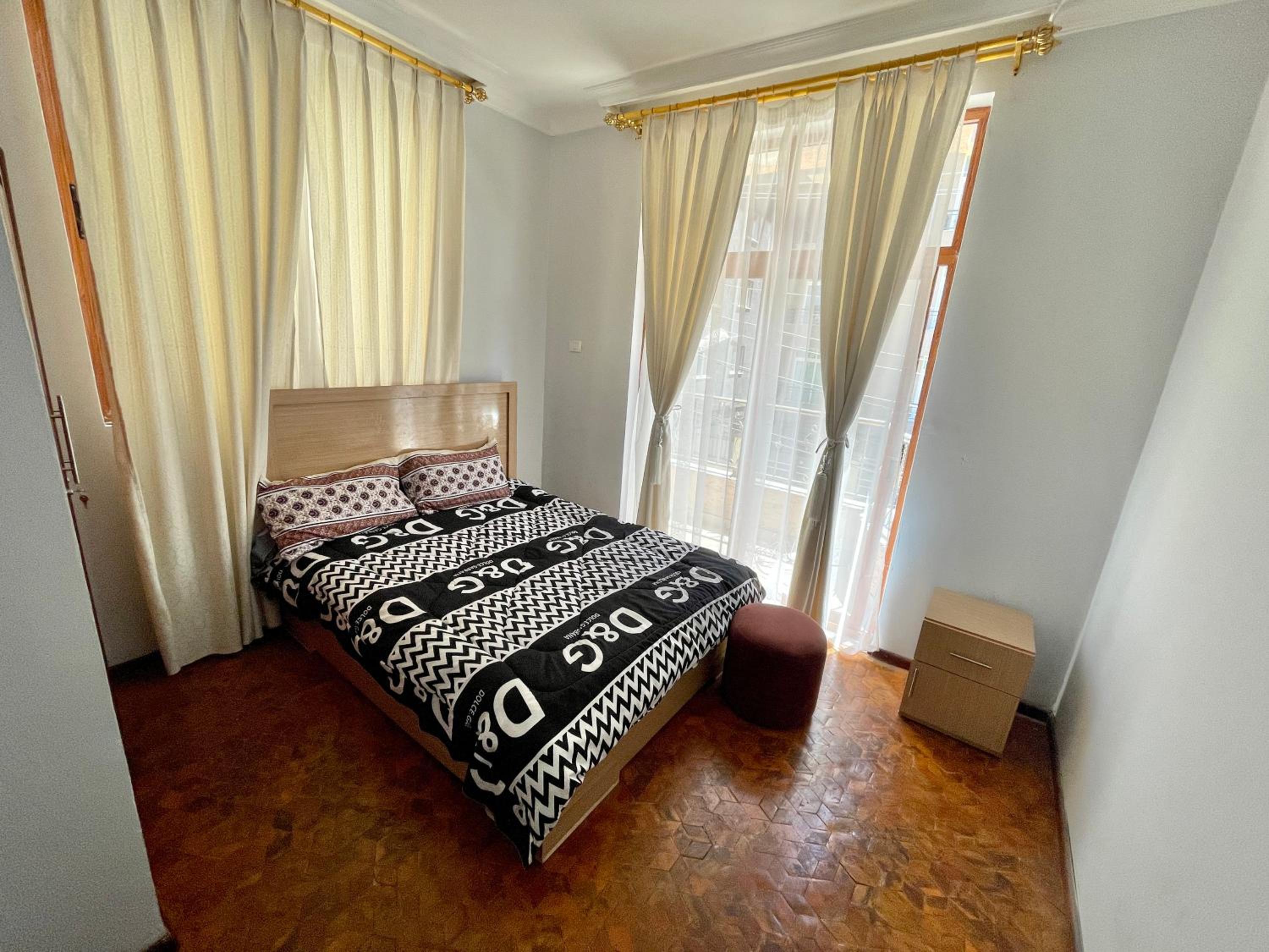 DELUXE Specious Home in a Beautiful Neighborhood