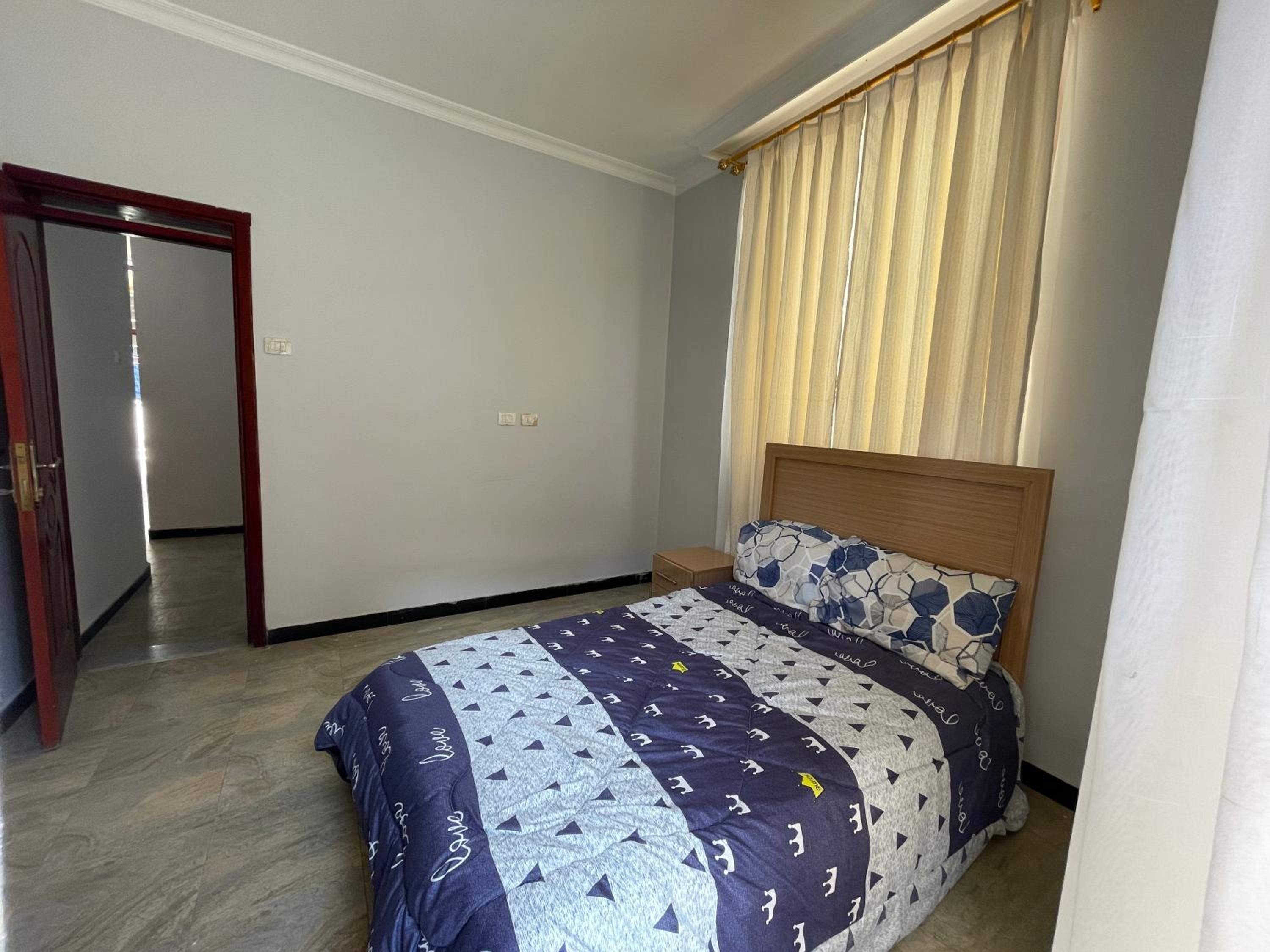 DELUXE Specious Home in a Beautiful Neighborhood