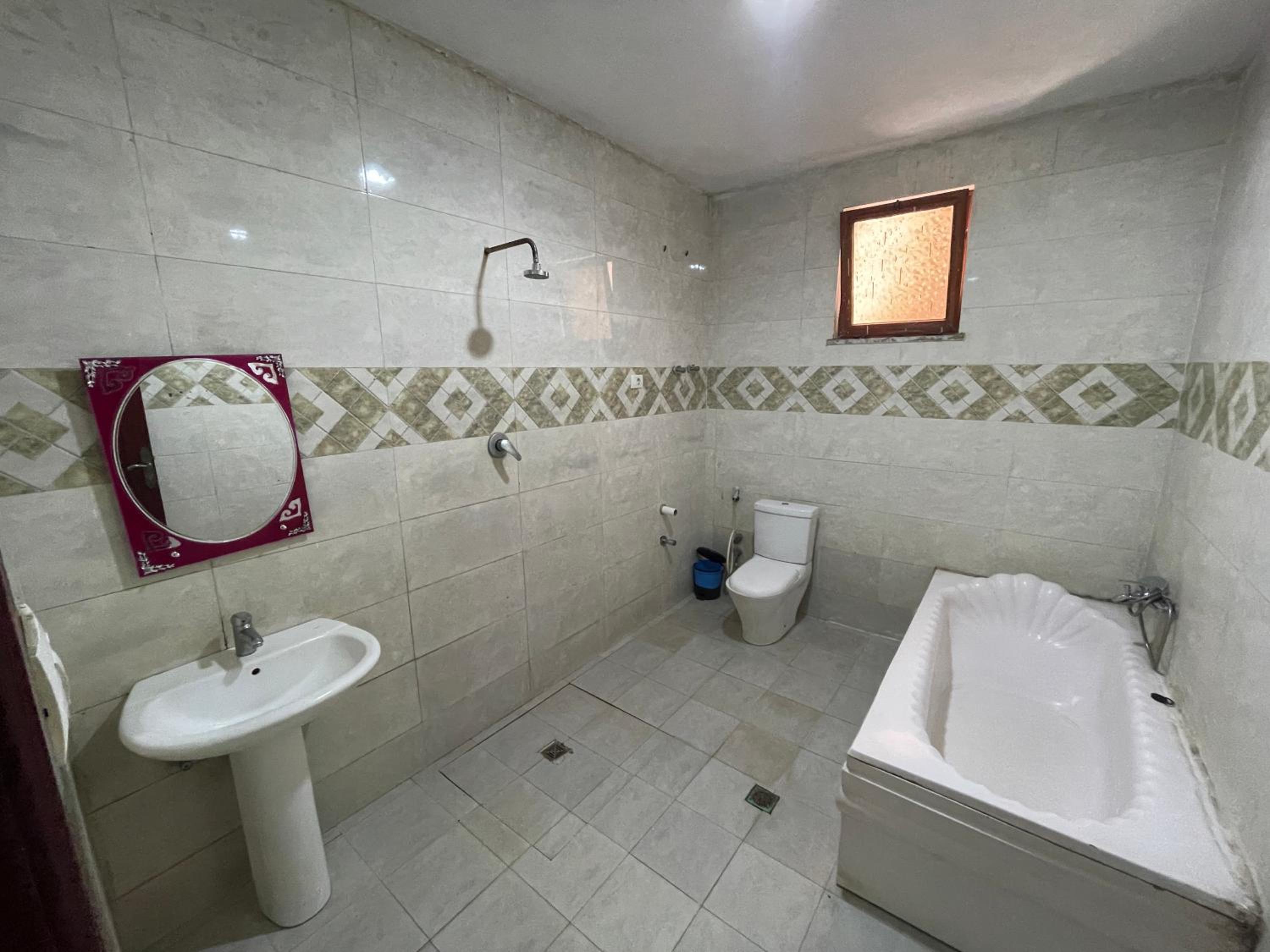DELUXE Specious Home in a Beautiful Neighborhood