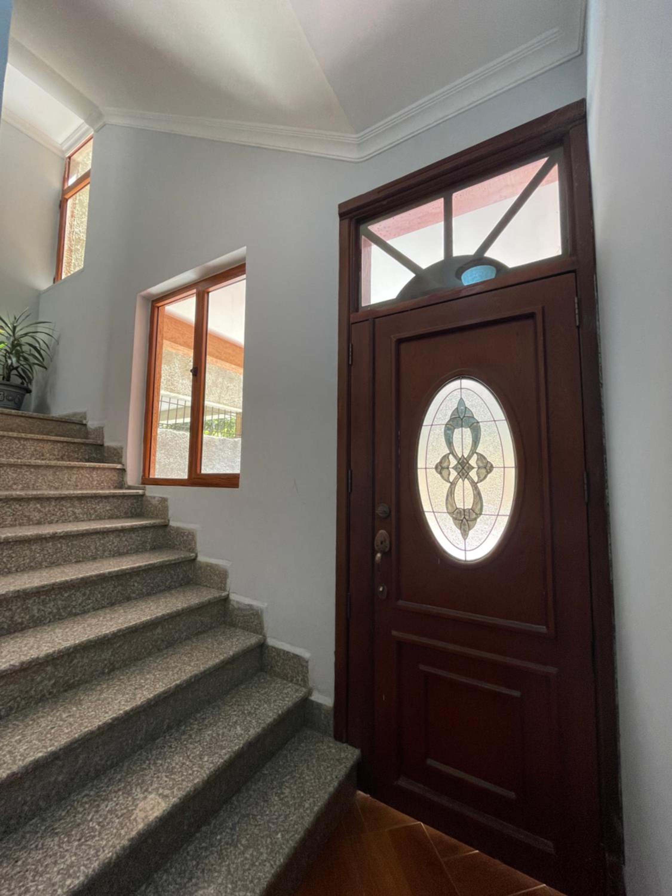 DELUXE Specious Home in a Beautiful Neighborhood