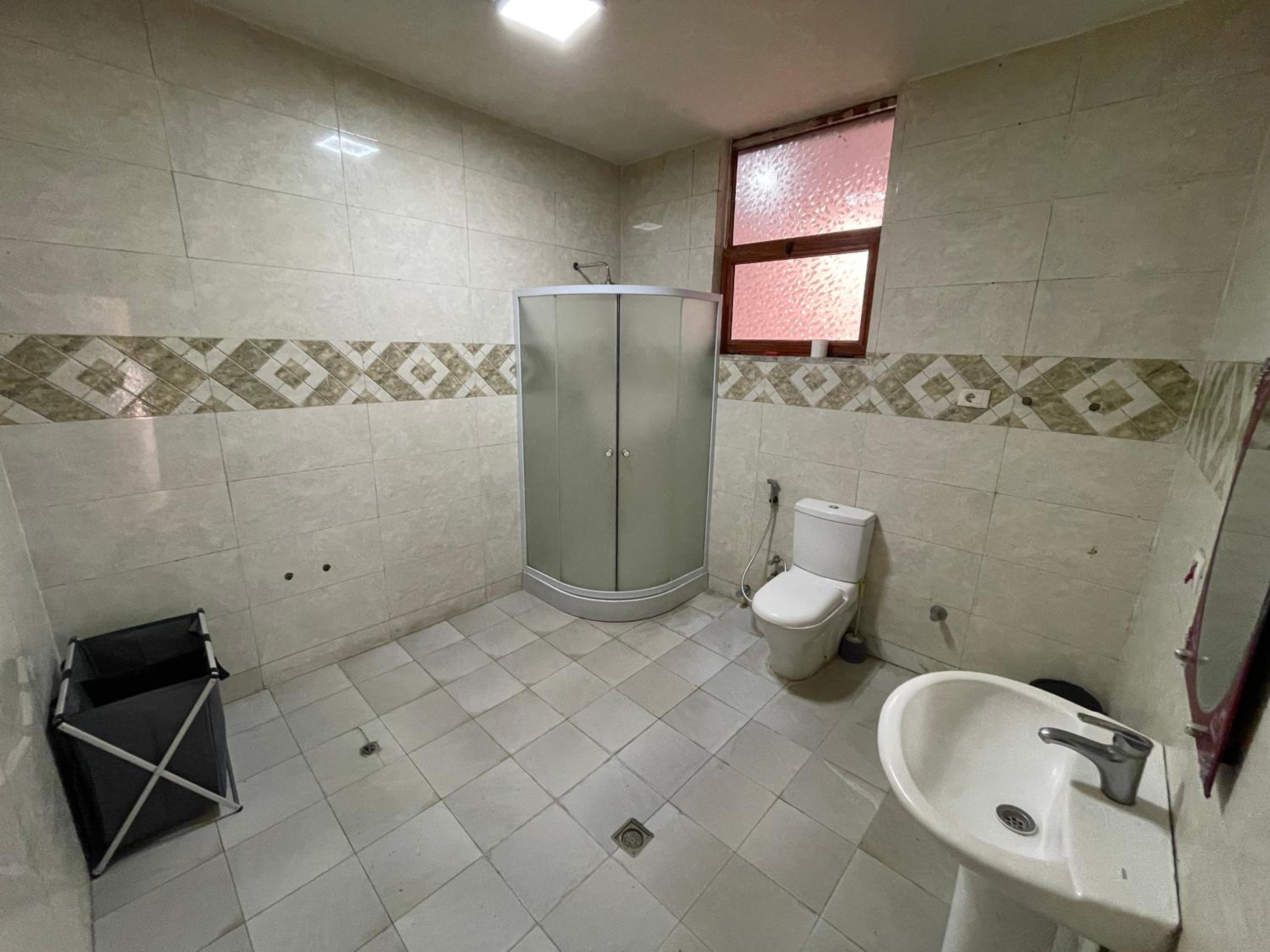 DELUXE Specious Home in a Beautiful Neighborhood