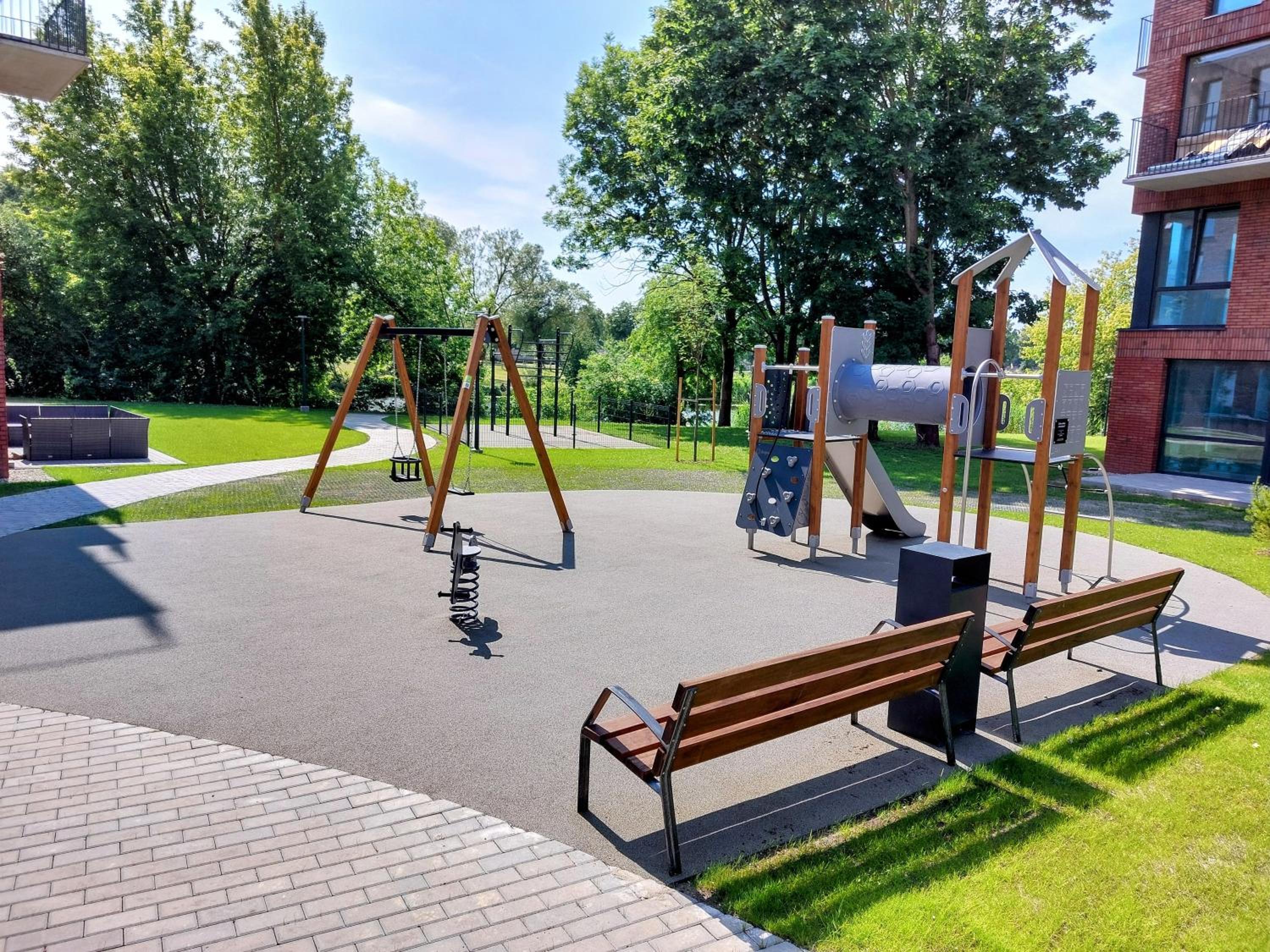 M18 Waterside Park Apartments, Self check-in, Free parking, Wi-fi view 2