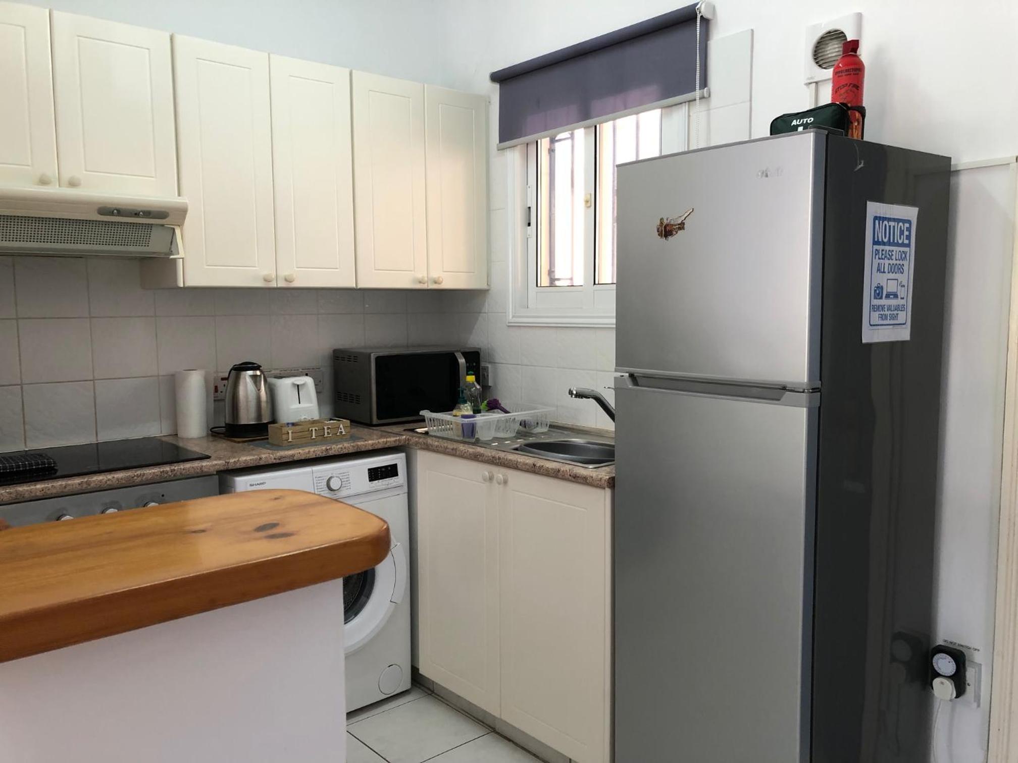 Stylish 1 bedroom apartment in Limnaria Gardens