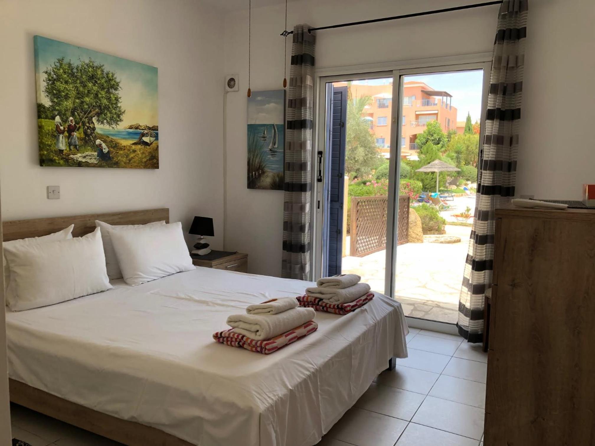Stylish 1 bedroom apartment in Limnaria Gardens